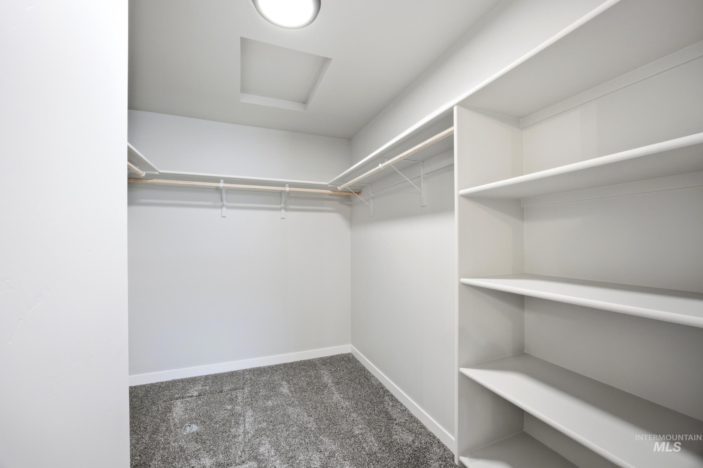 216 Benbrook Ave Property Photo 13
