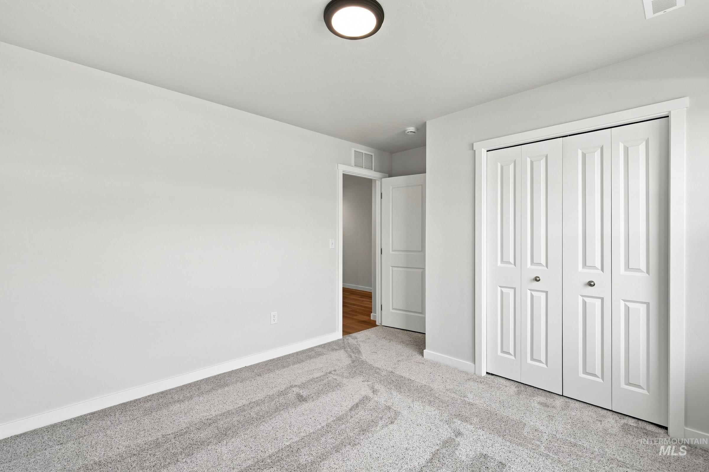 212 Benbrook Ave Property Photo 12