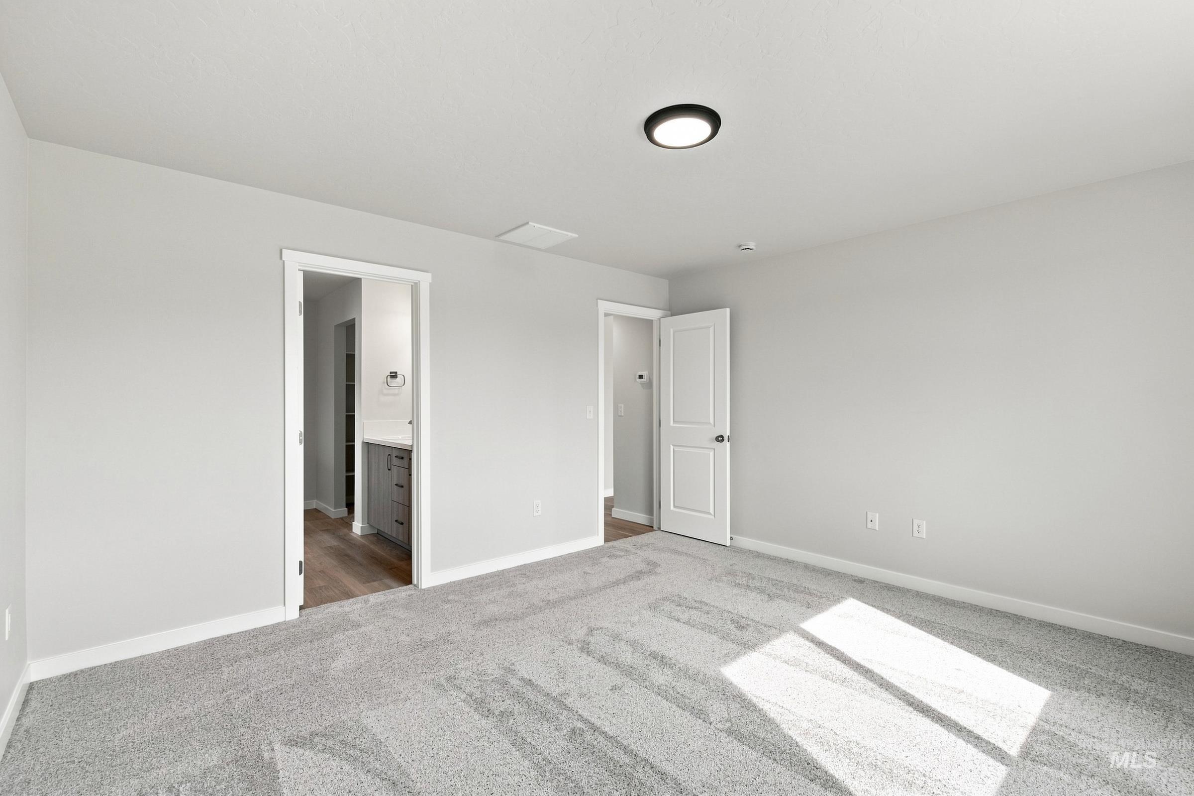 212 Benbrook Ave Property Photo 20