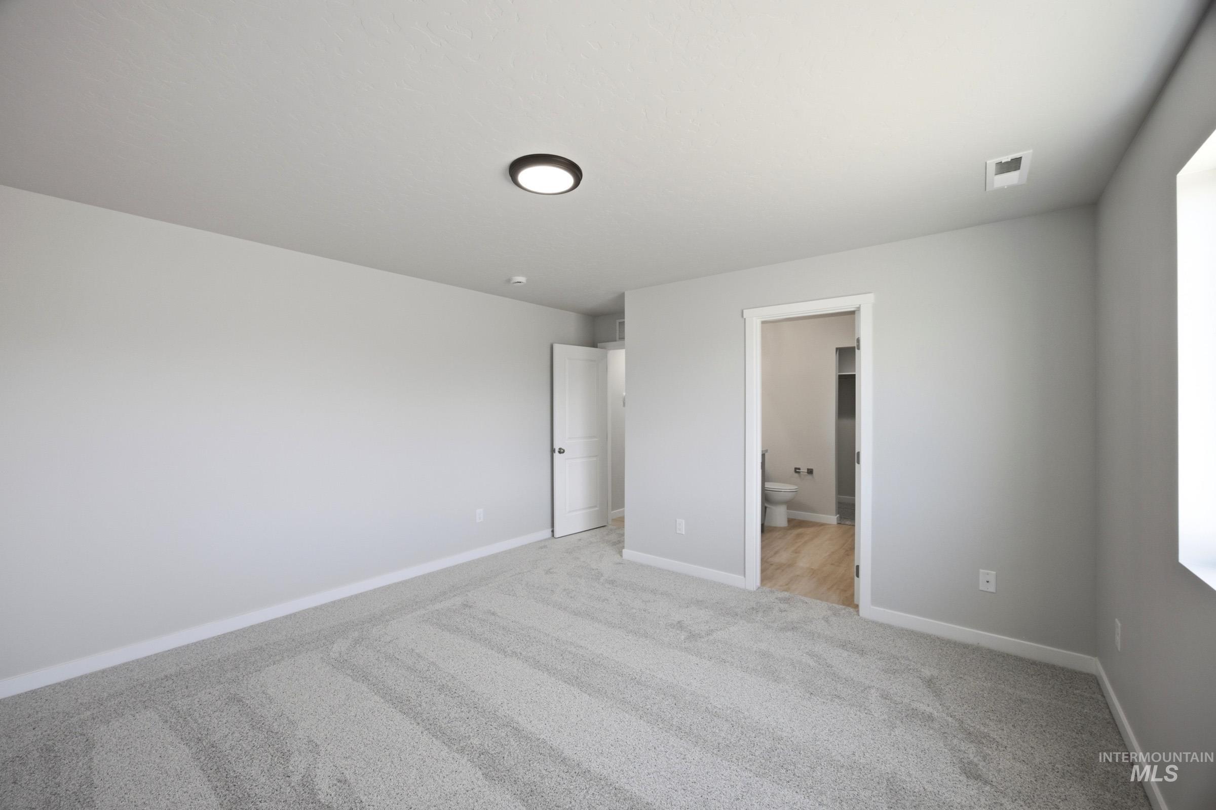 221 Hildago Way Property Photo 12