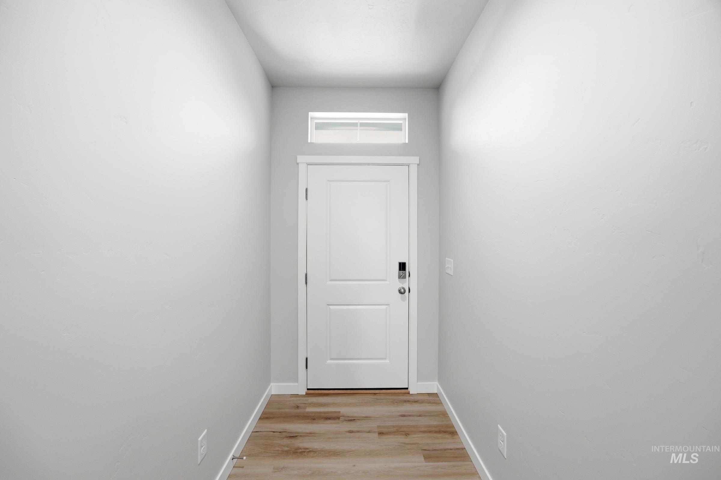 219 Hildago Way Property Photo 2