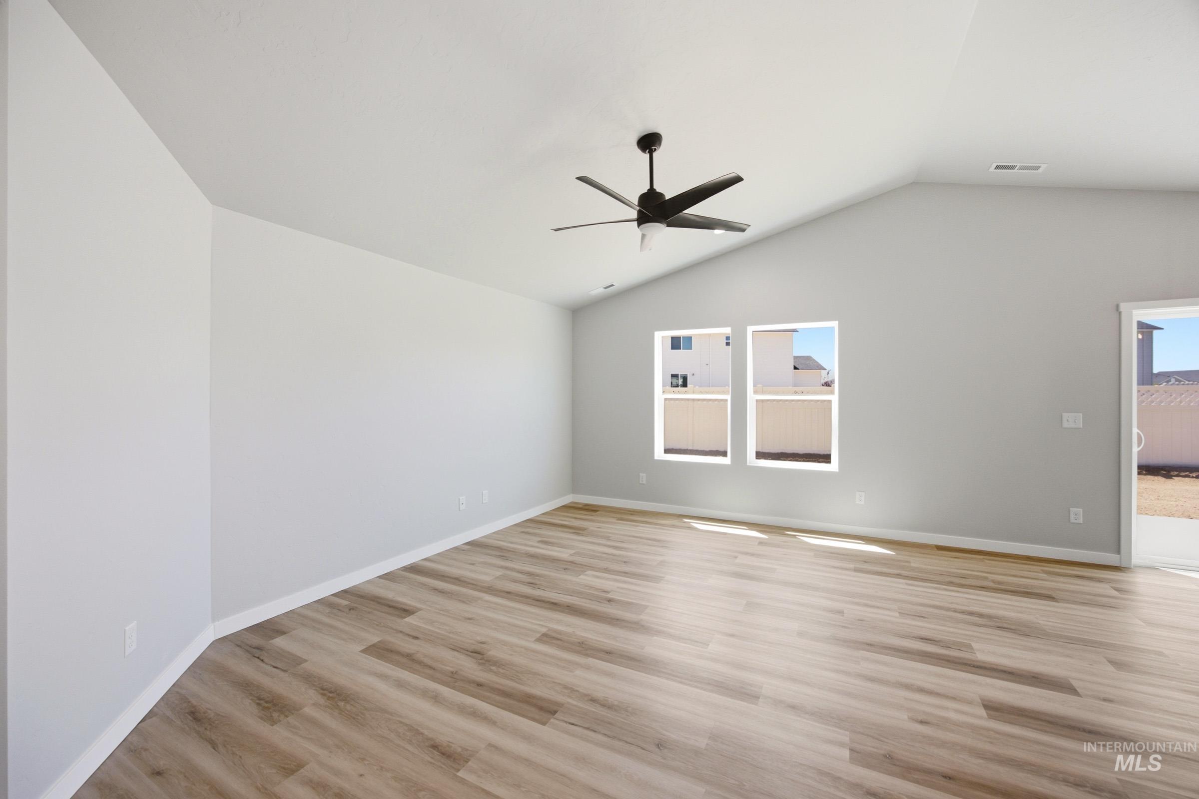 219 Hildago Way Property Photo 7