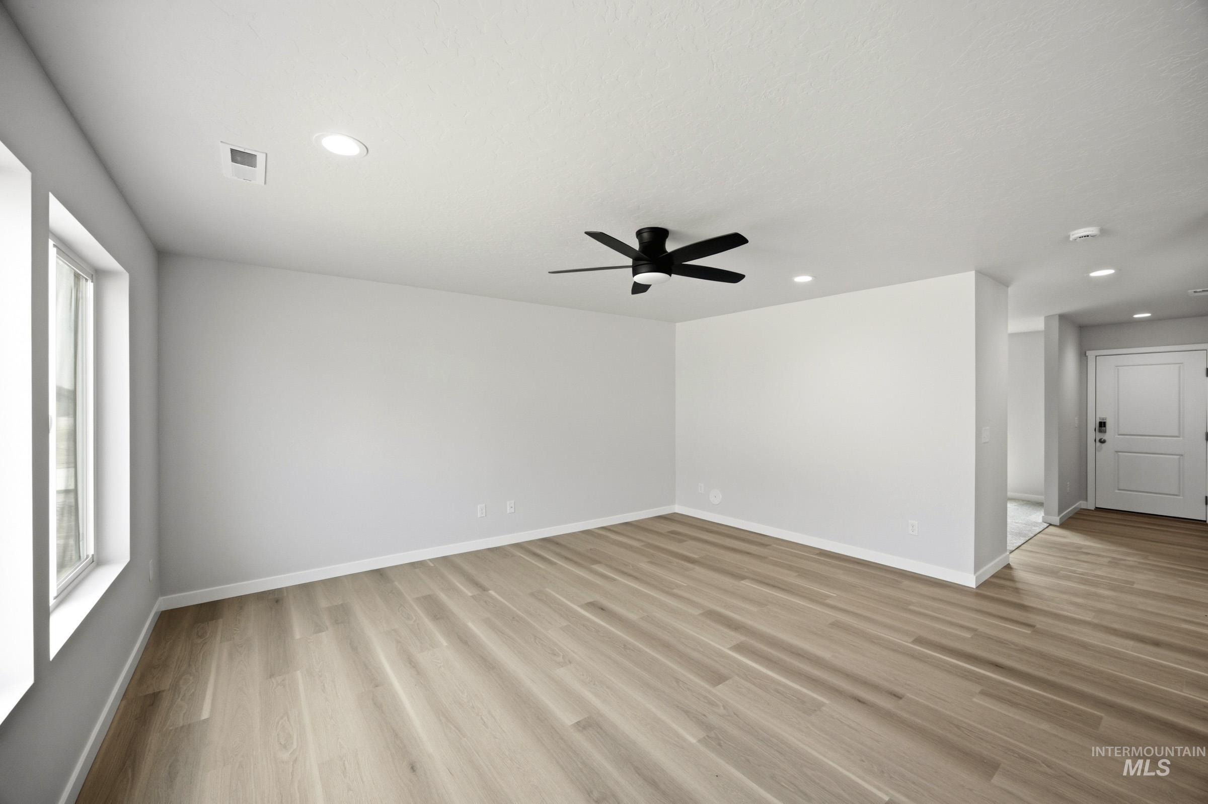1646 Celina St Property Photo 8