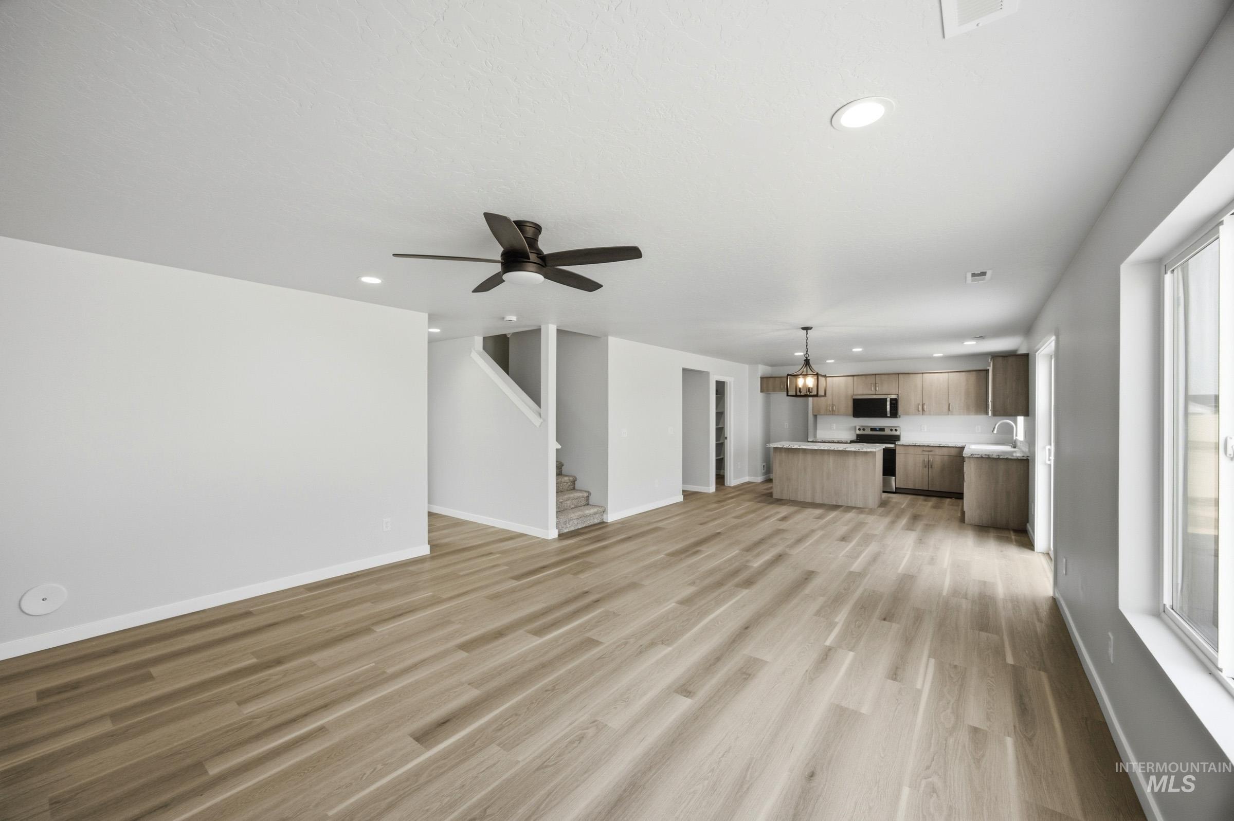 1646 Celina St Property Photo 9