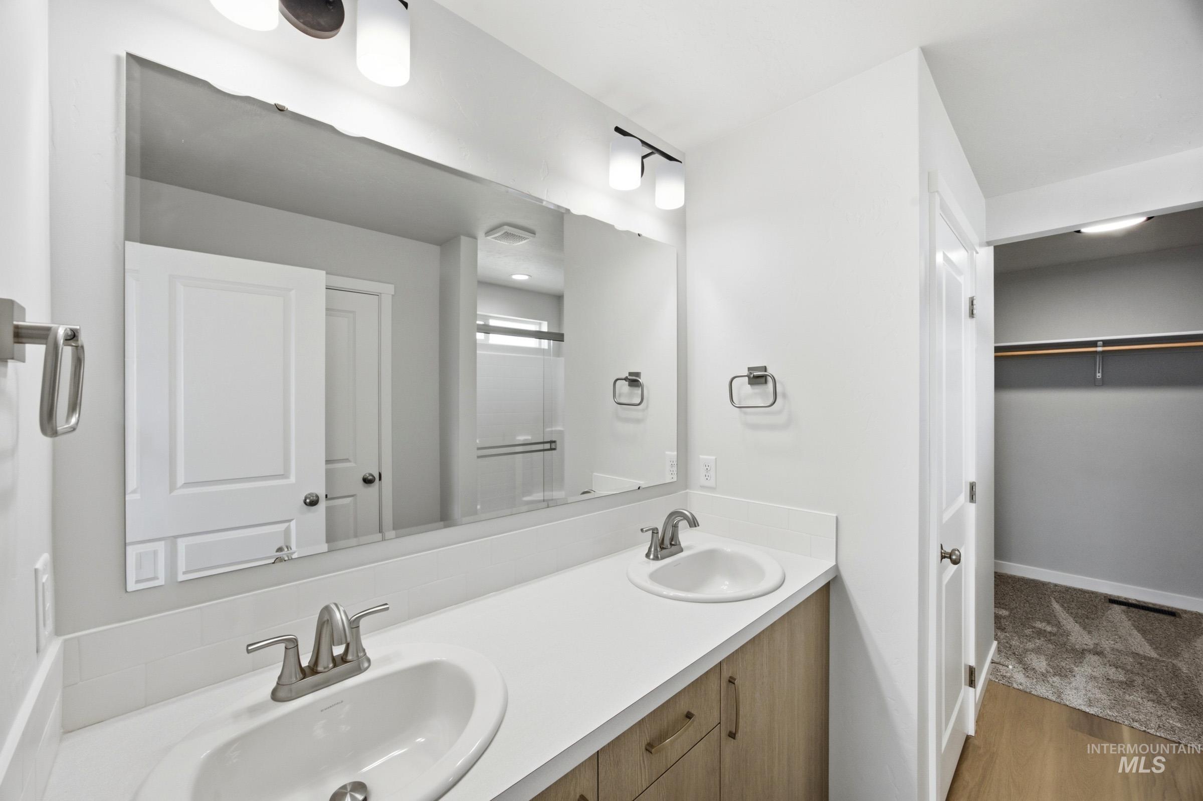 1646 Celina St Property Photo 20