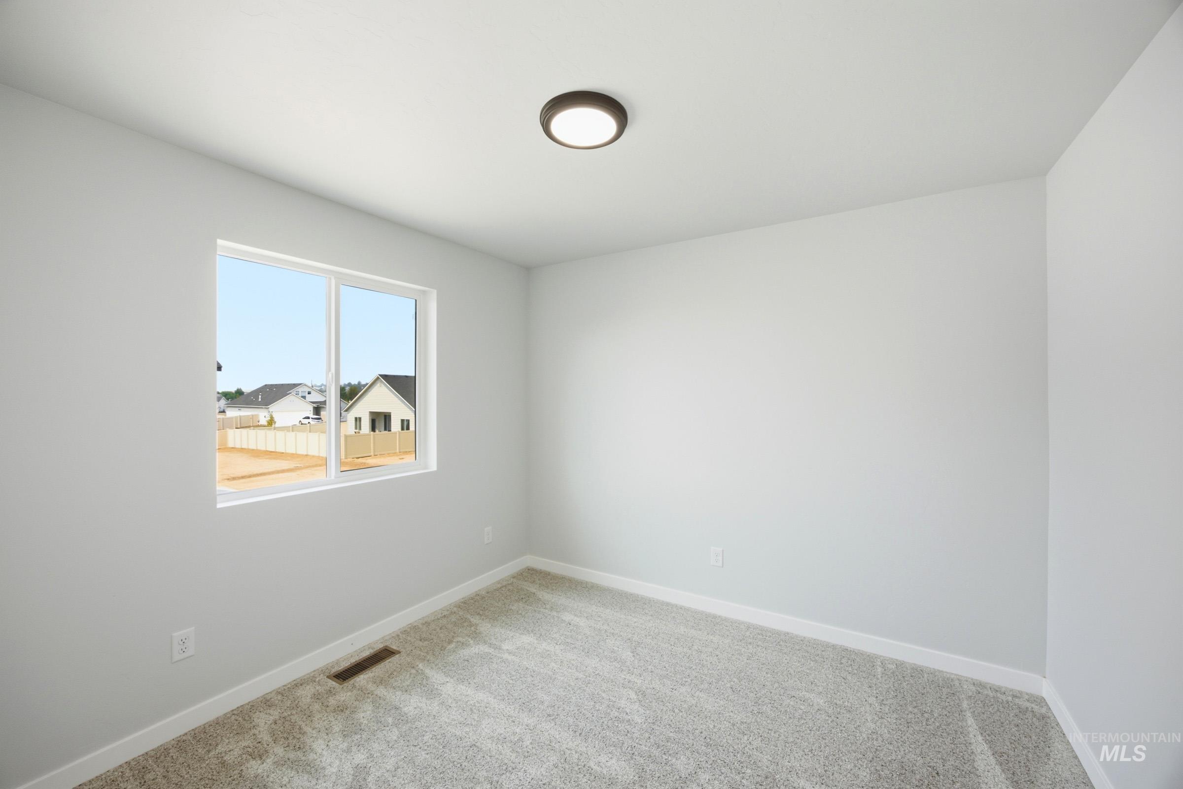 1646 Celina St Property Photo 23