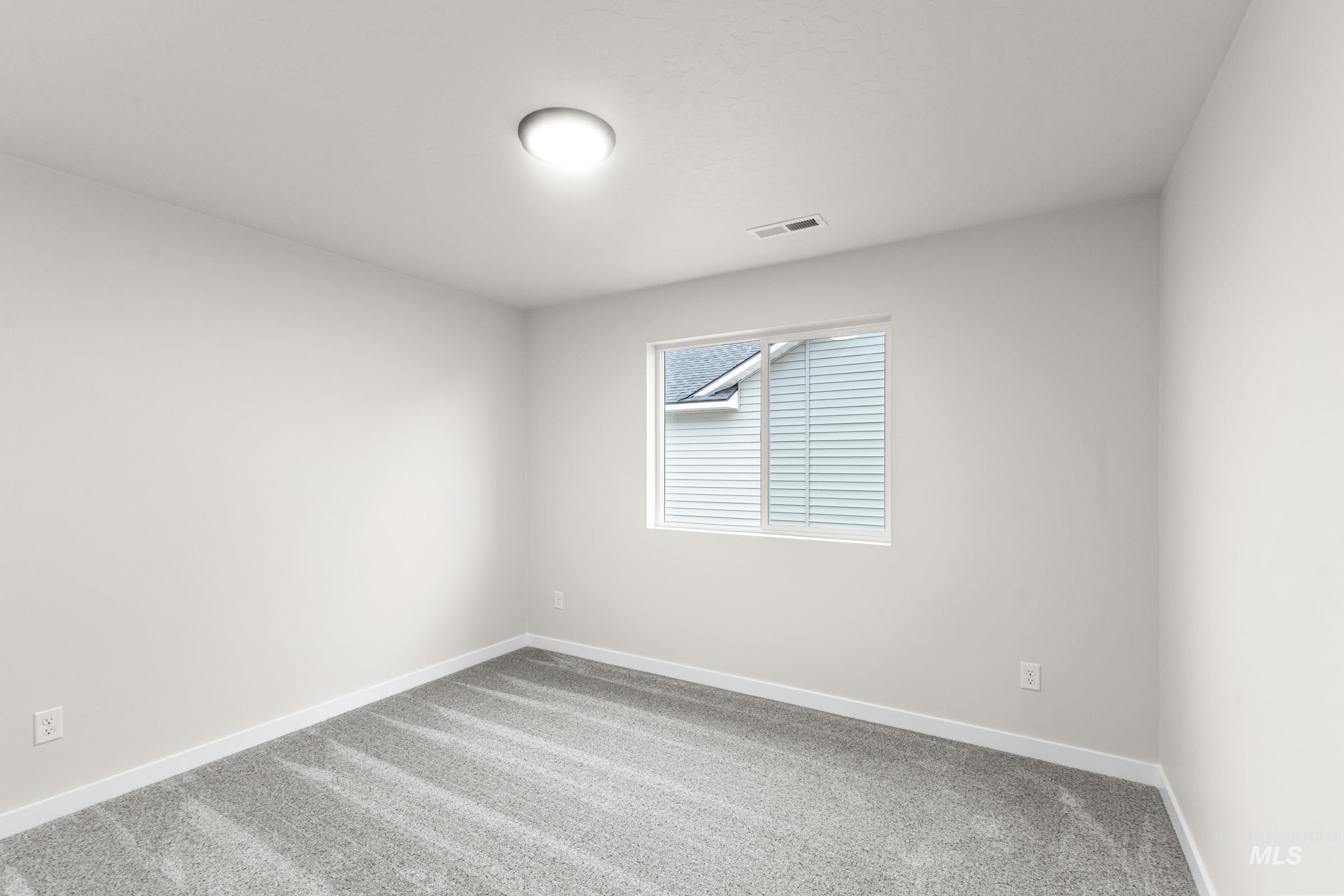 3095 W Animas Creek Dr Property Photo 9