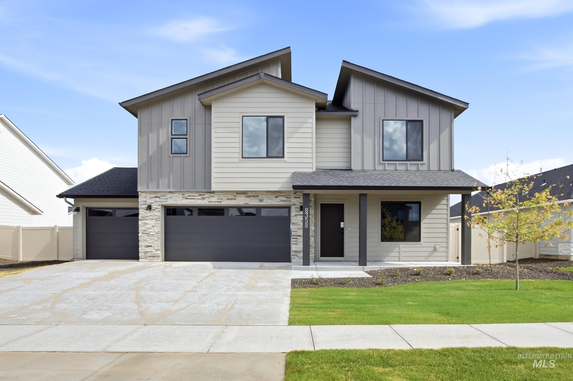 2535 W Tar Sands Dr Property Photo 1