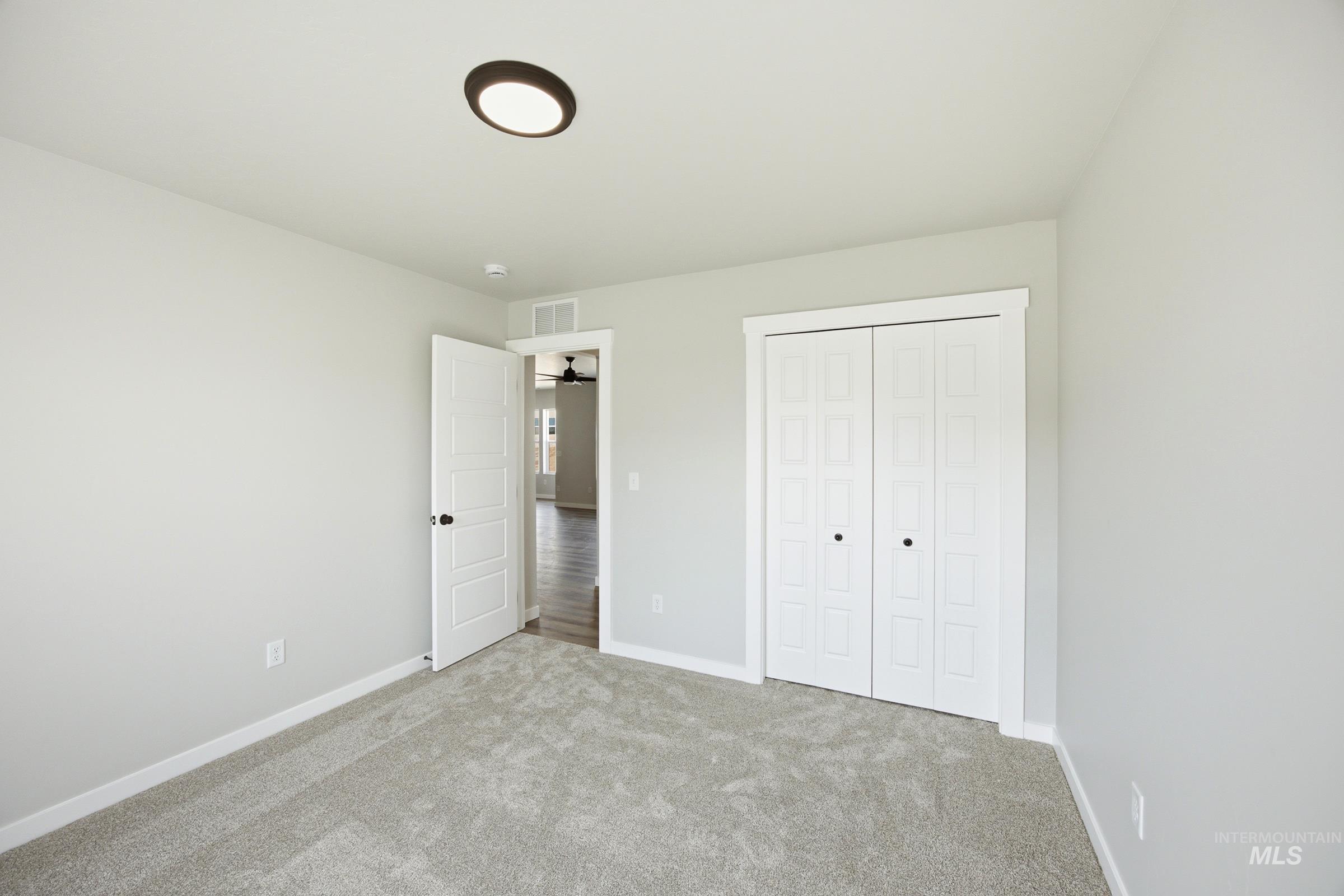 15375 Albatross Ave Property Photo 18