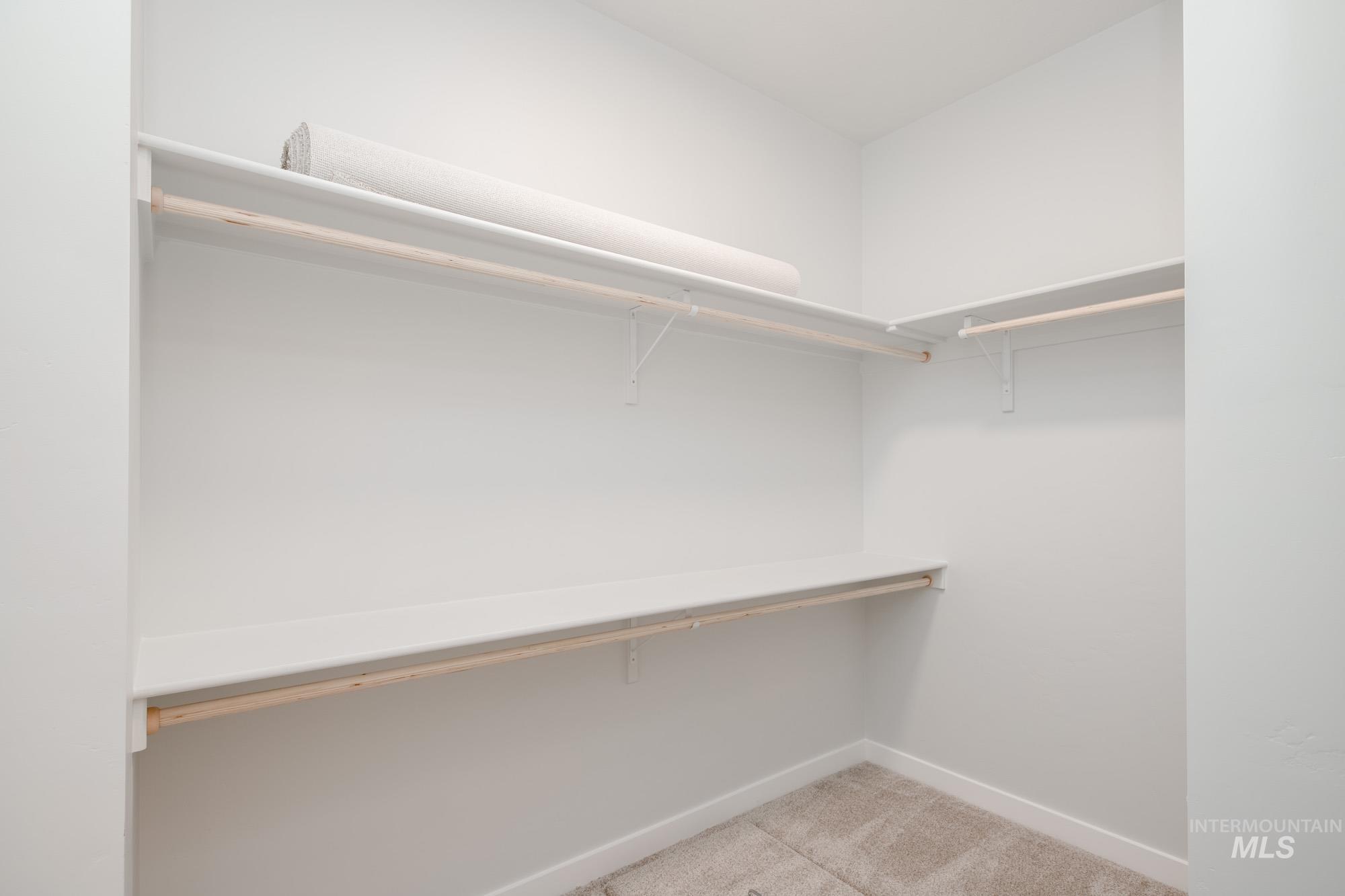 15375 Albatross Ave Property Photo 22