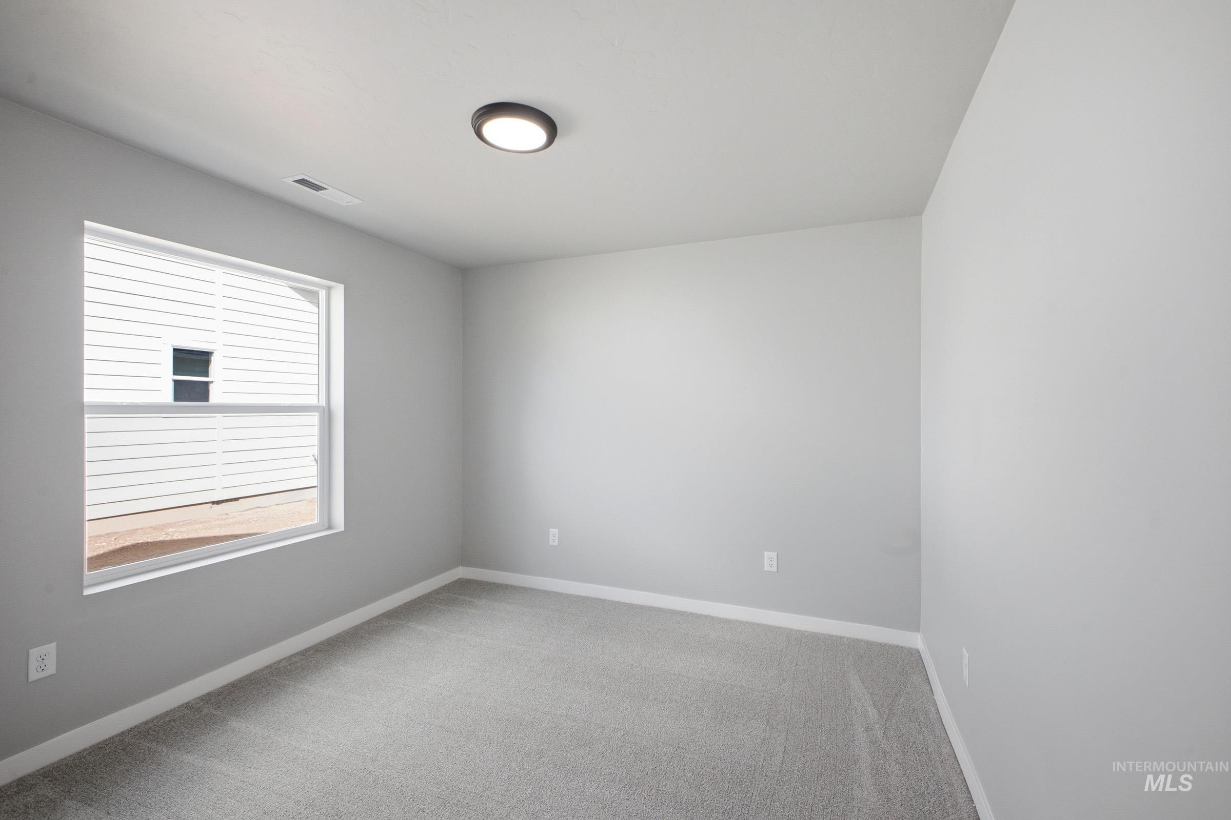 12670 Kinsella St Property Photo 14