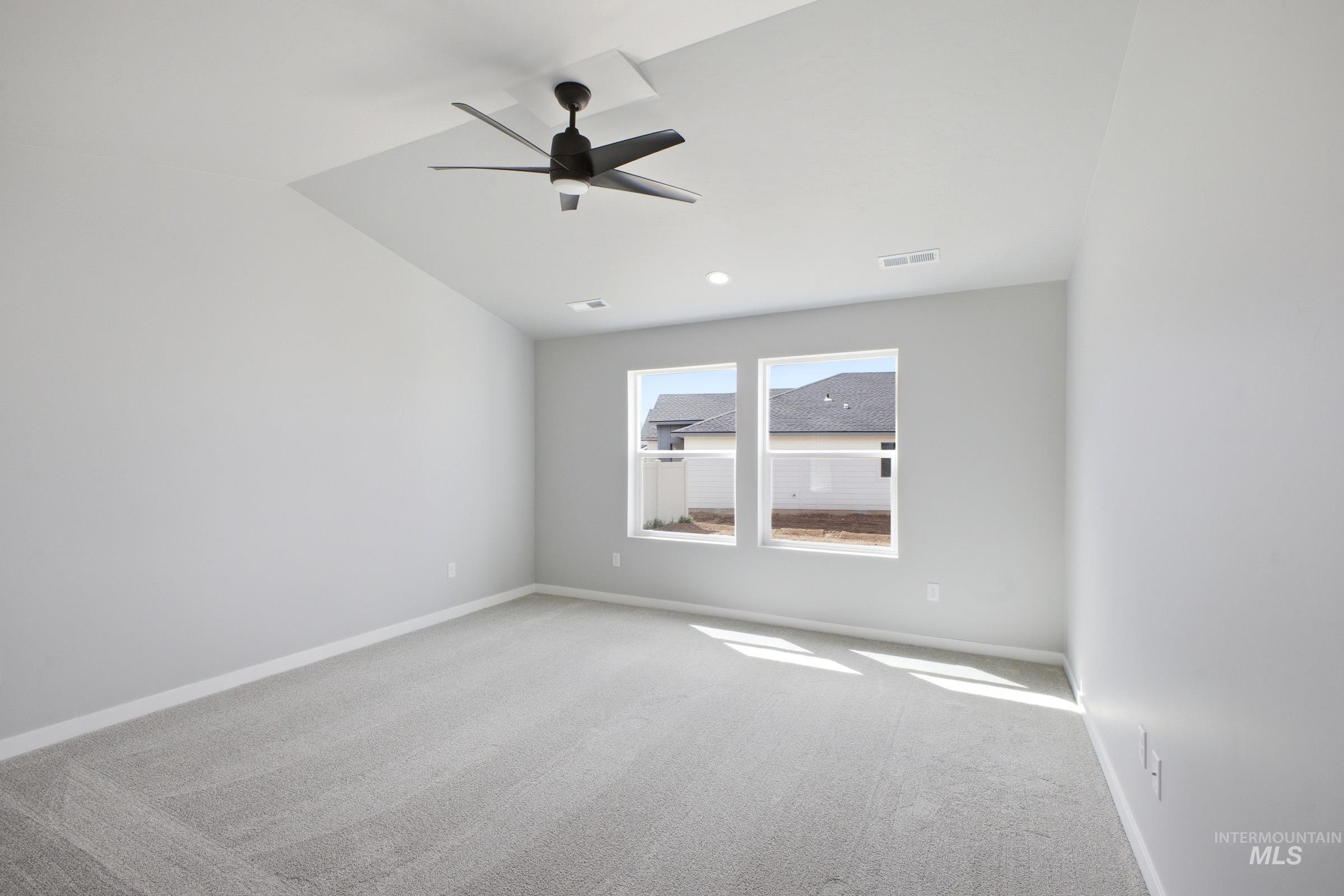 12670 Kinsella St Property Photo 19