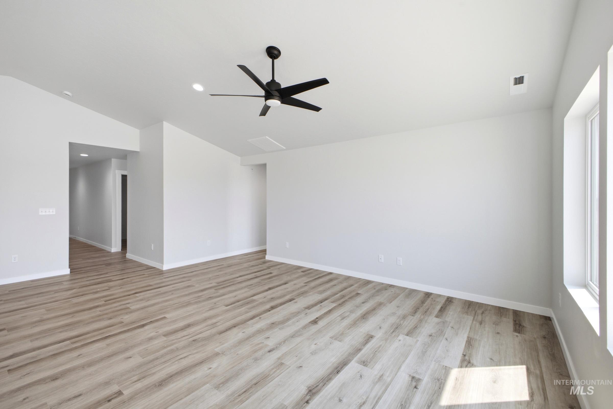12755 Ropers St Property Photo 8