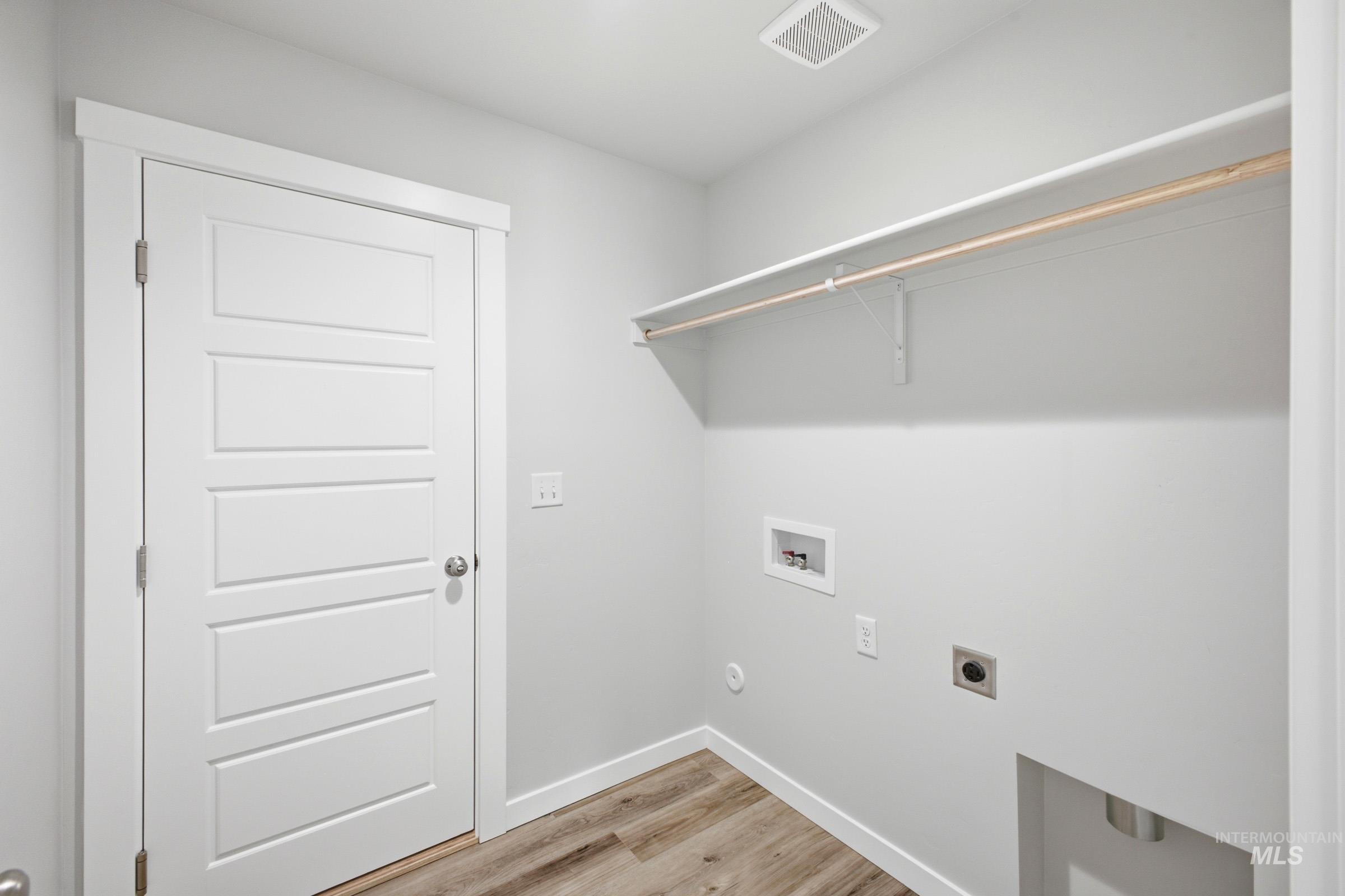 12755 Ropers St Property Photo 16