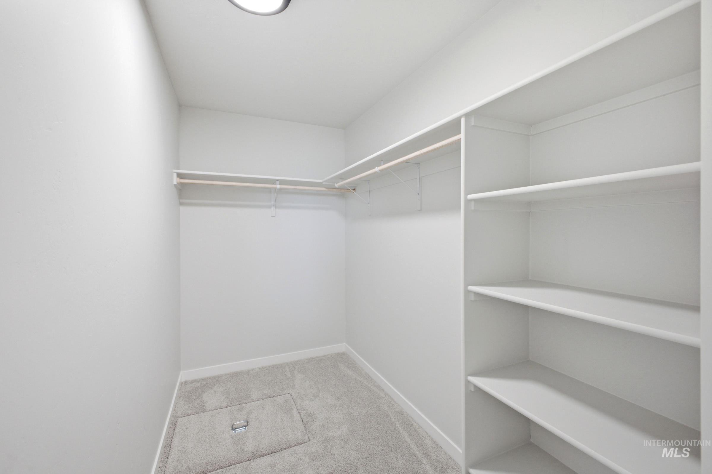 12755 Ropers St Property Photo 19