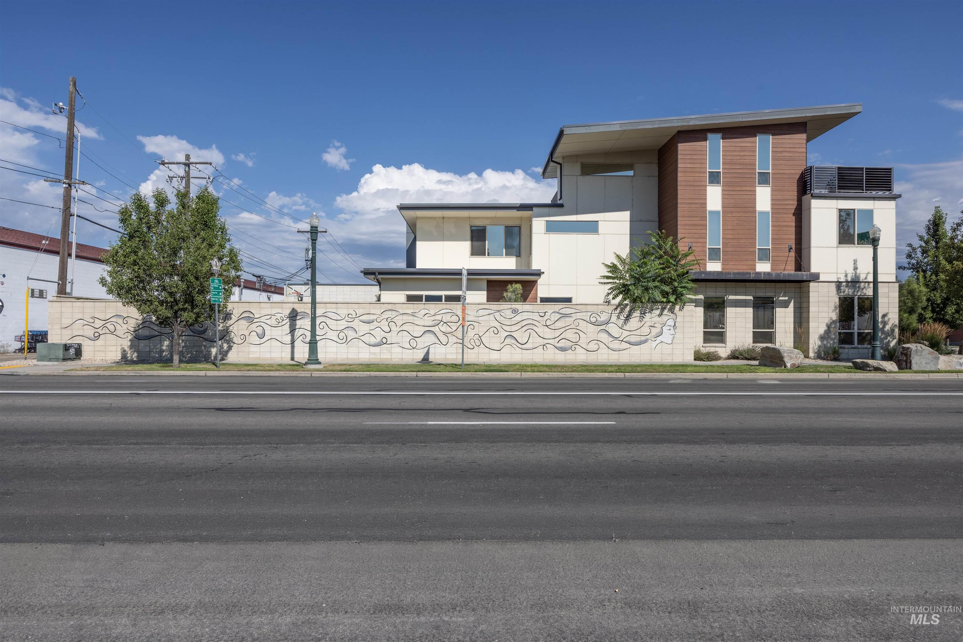 1603 W Idaho Property Photo 45