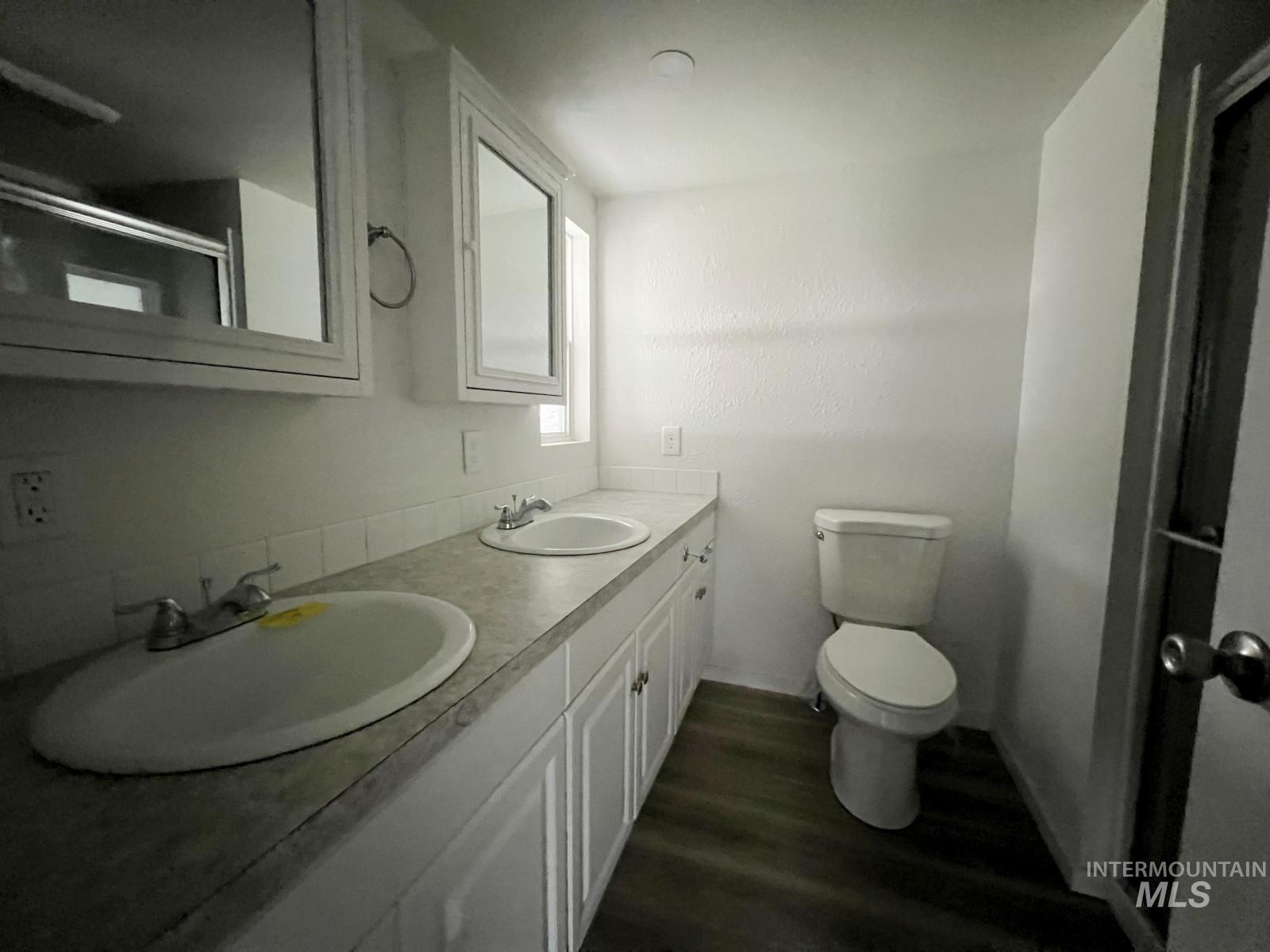 614 Pine Ave Property Photo 12