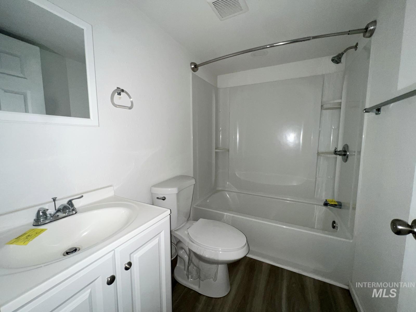614 Pine Ave Property Photo 15