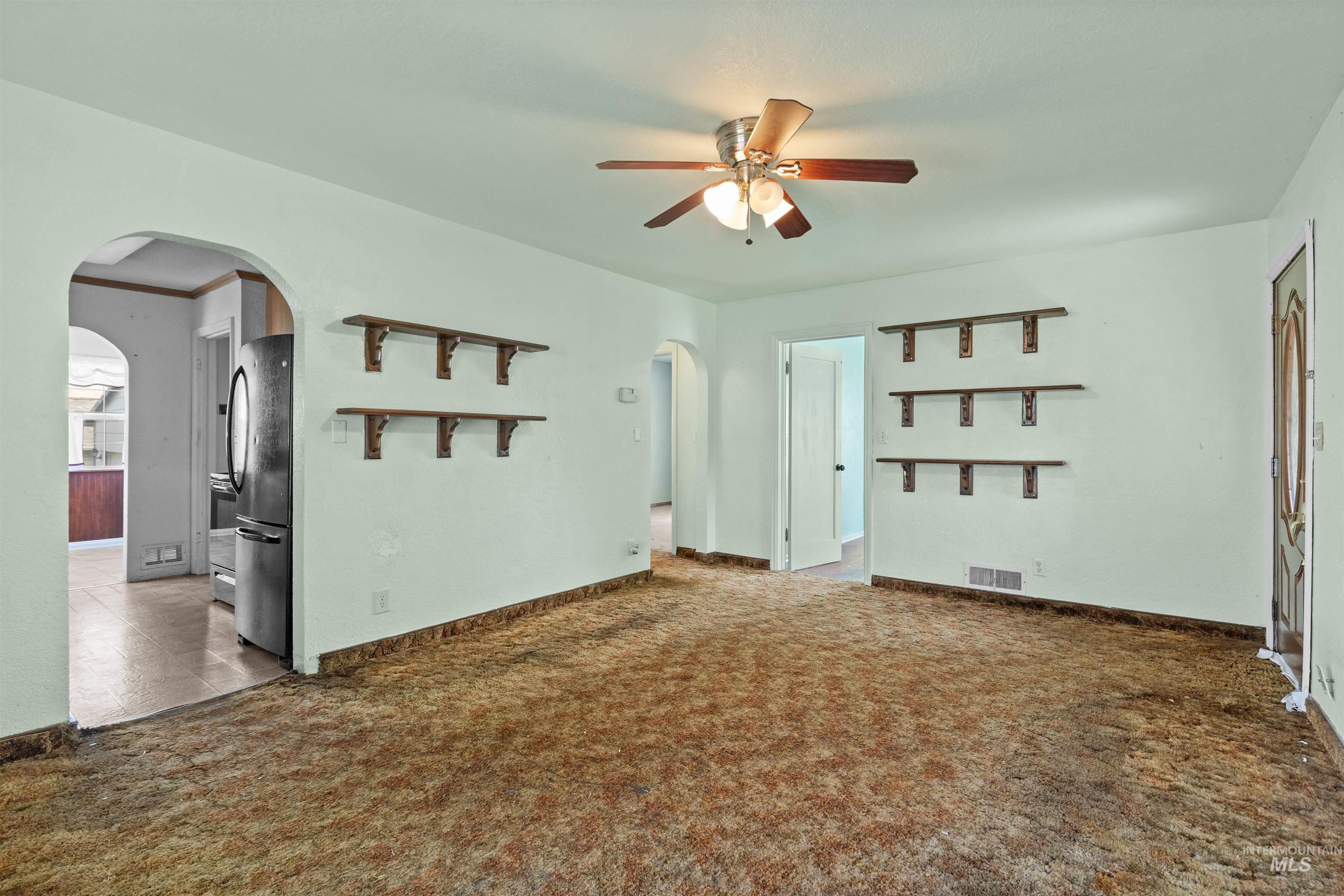 1446 Libby Street Property Photo 8