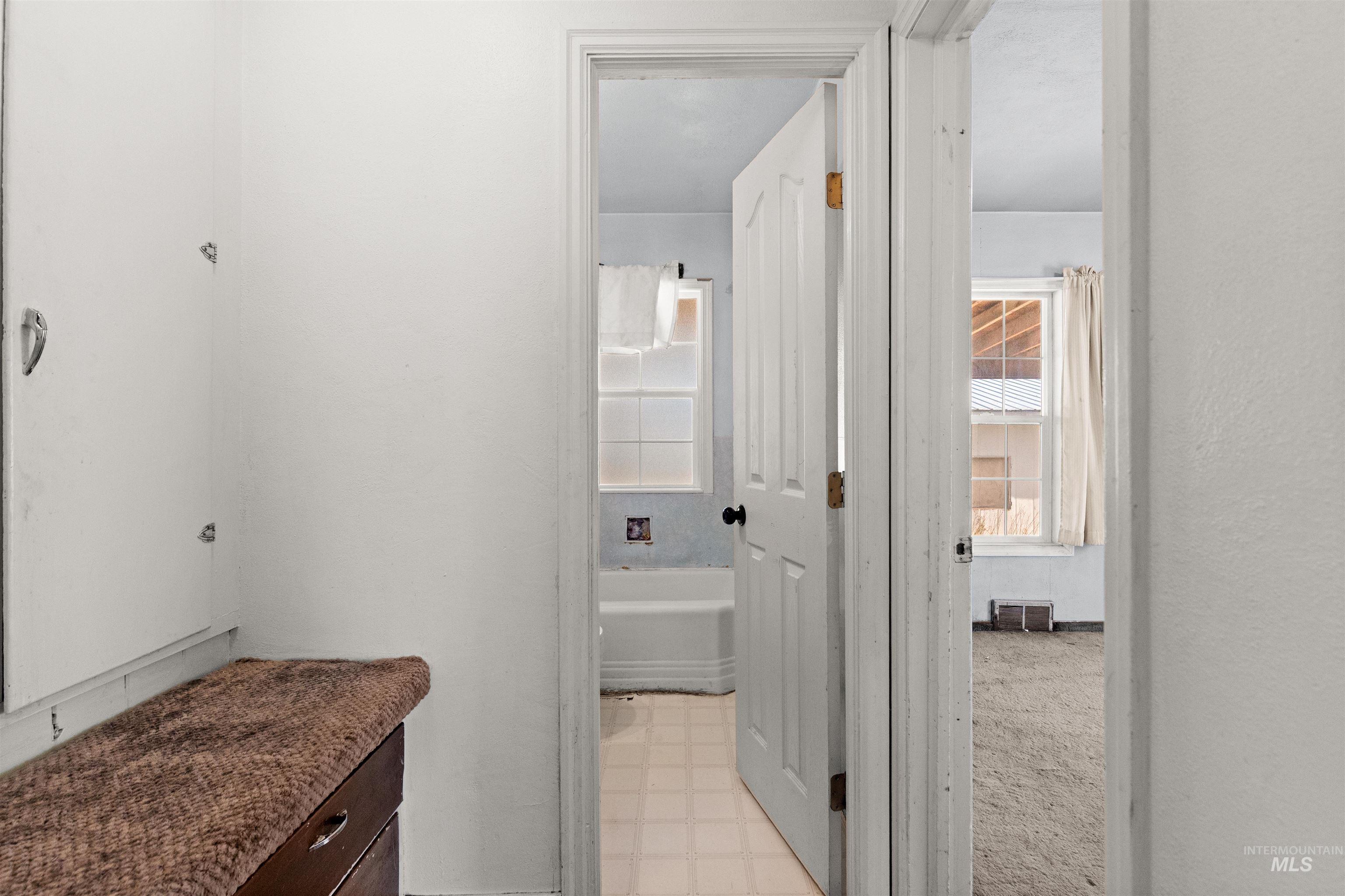 1446 Libby Street Property Photo 17