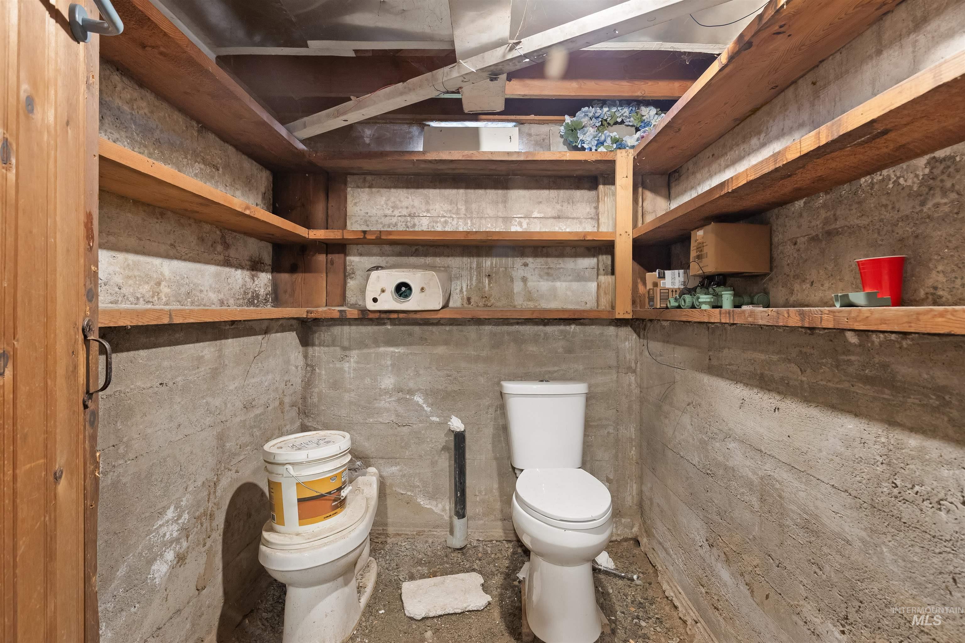 1446 Libby Street Property Photo 19