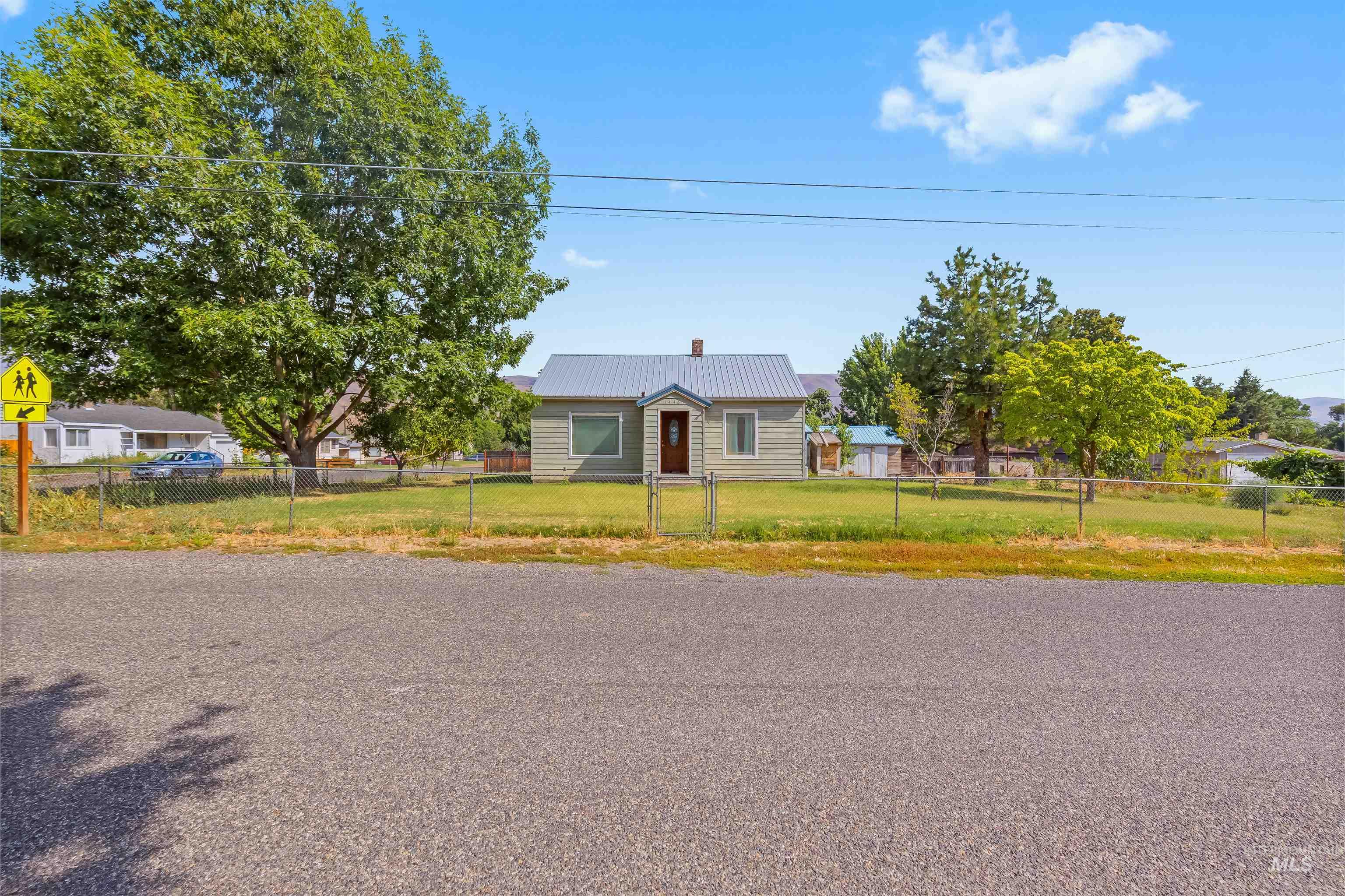1446 Libby Street Property Photo 26