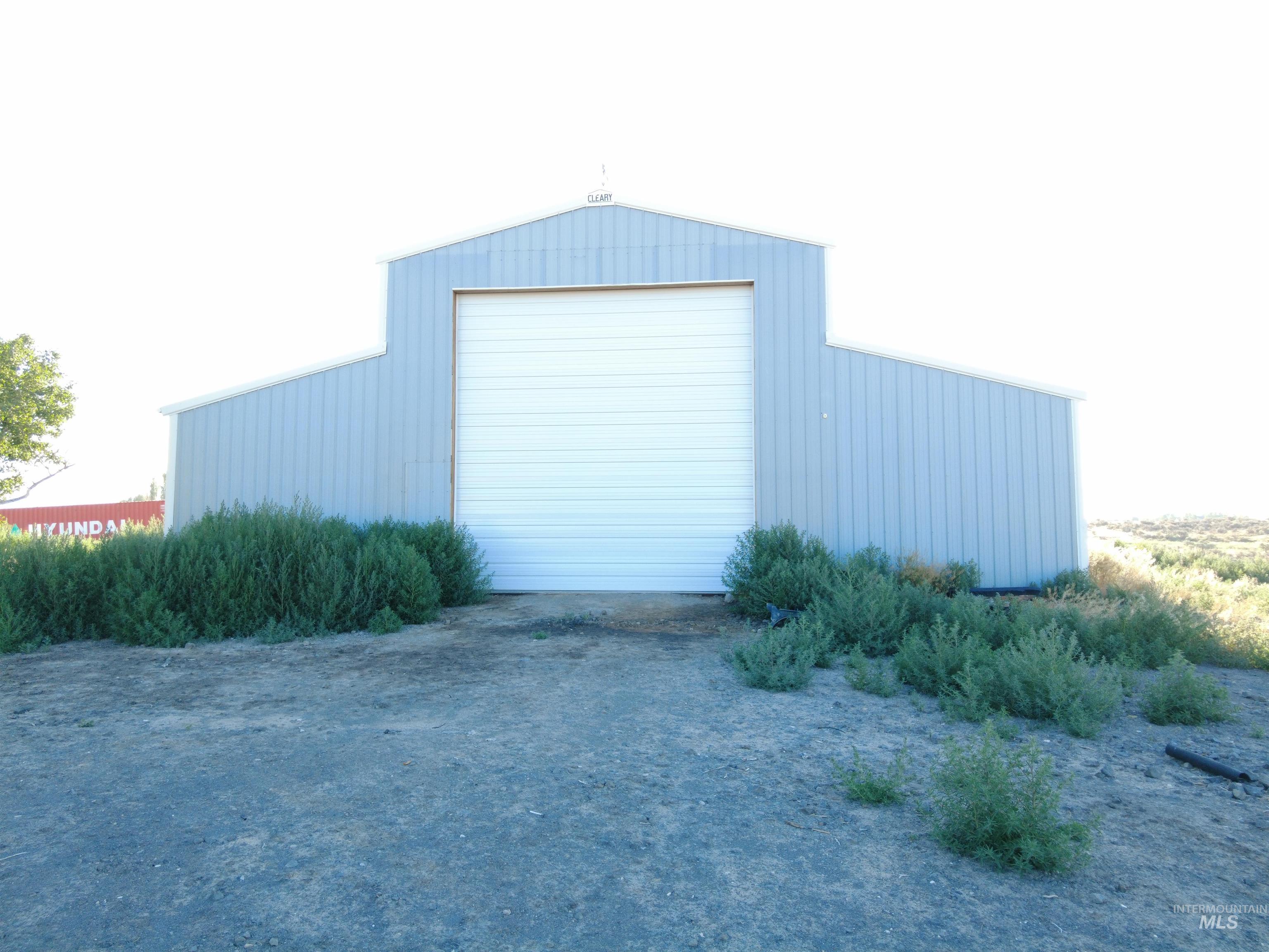 215 E 520 N Property Photo 9