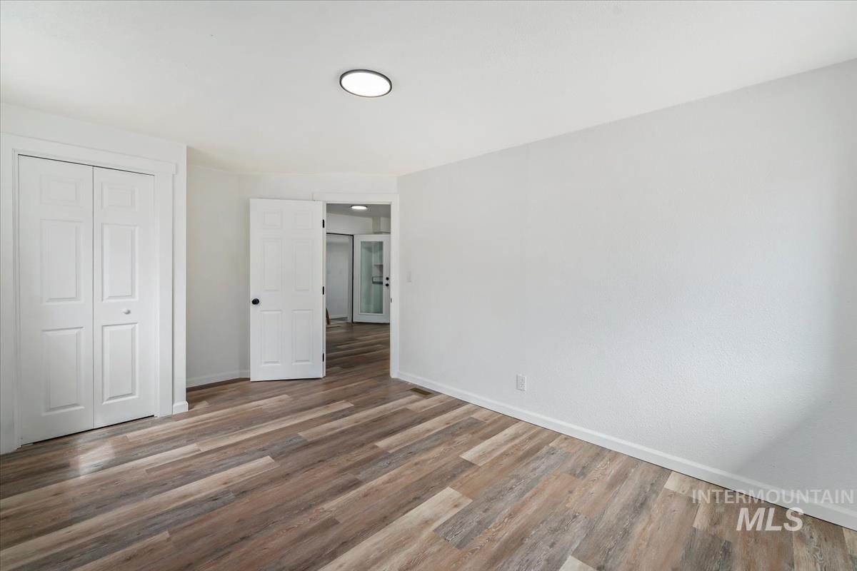 670 S 13th E Property Photo 26