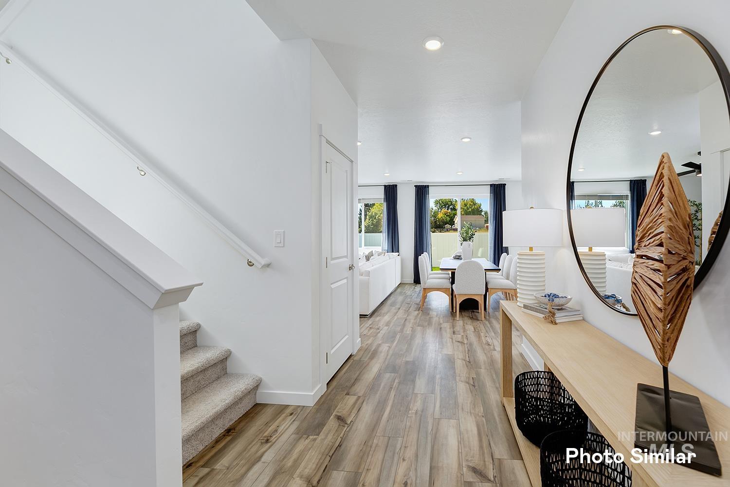 9163 W Happy Day Dr Property Photo 4