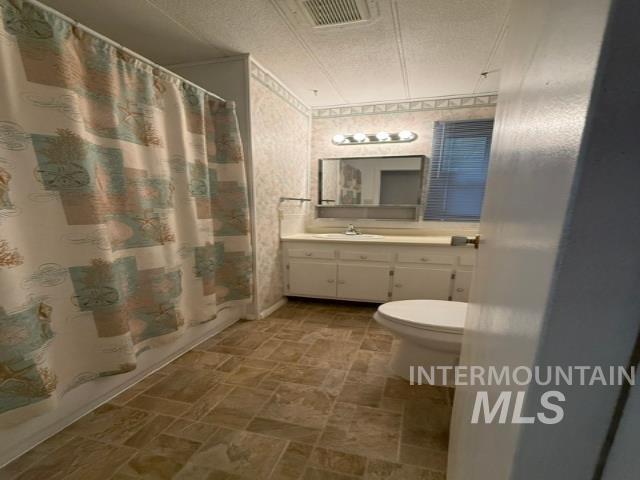 1360 Pioneer Road Property Photo 14