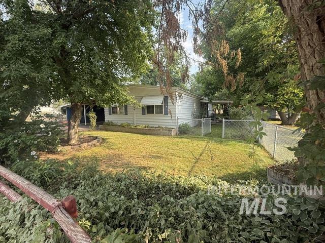 1360 Pioneer Road Property Photo 30