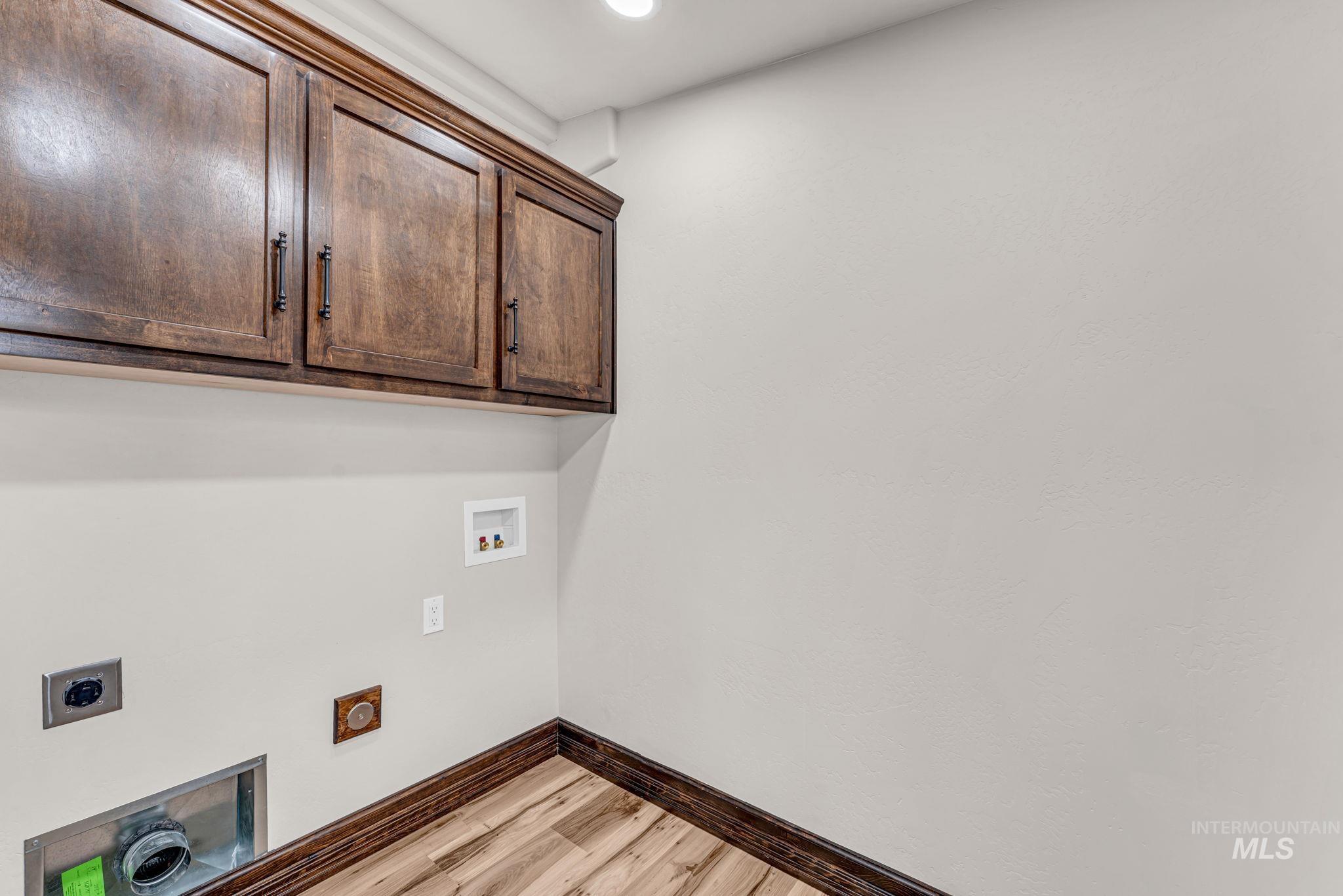 210 Oregon St Property Photo 25