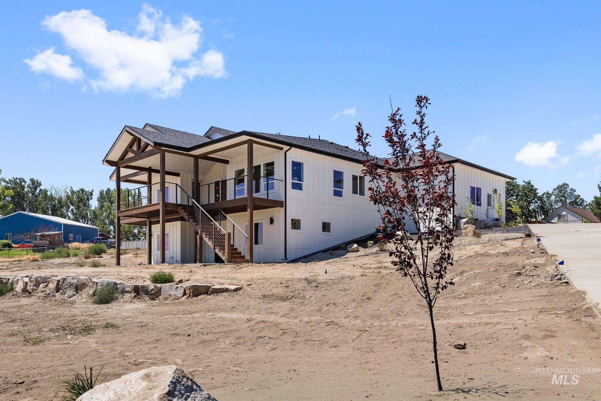 16125 Glenna Dr Property Photo 2