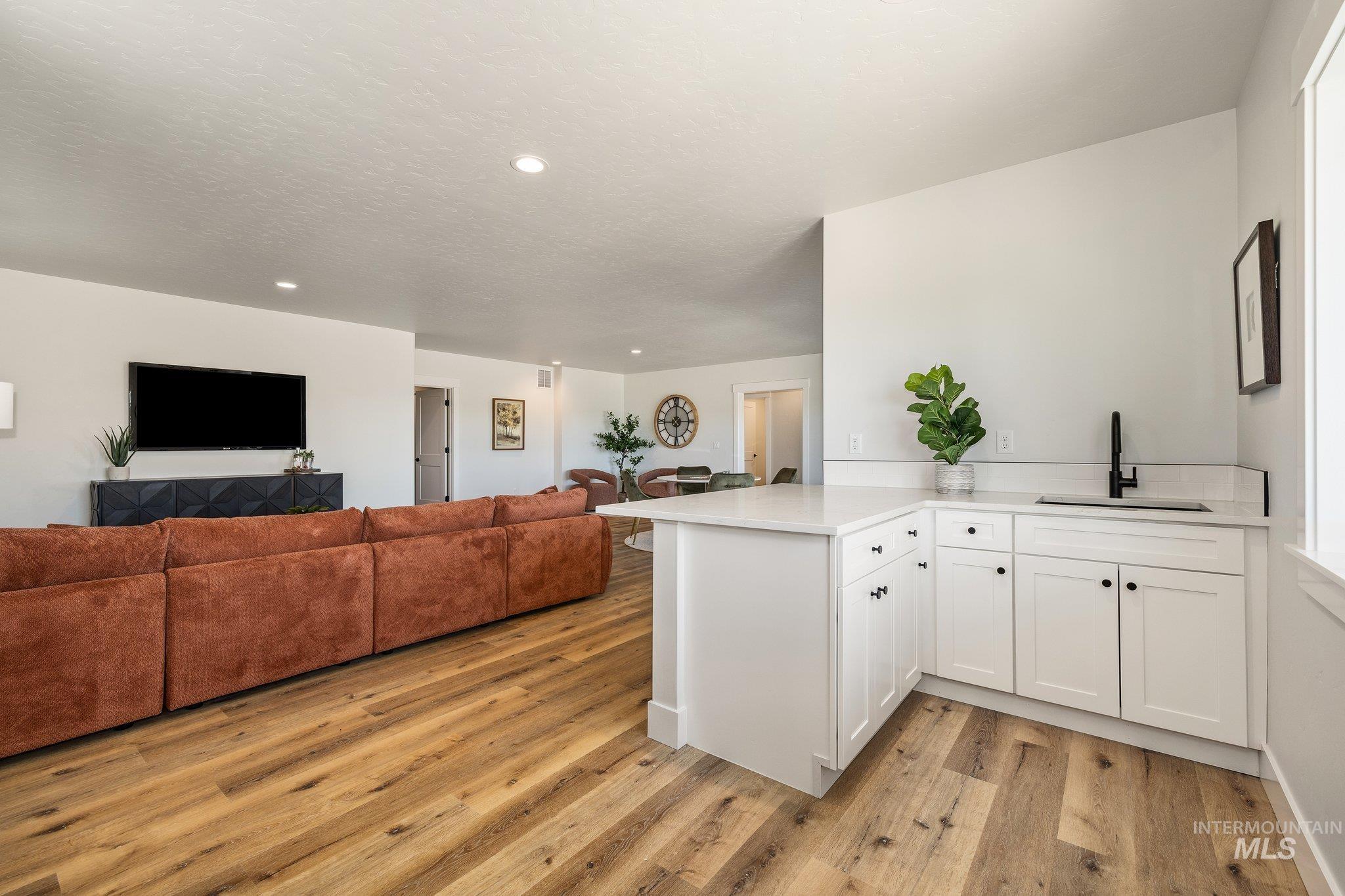 16125 Glenna Dr Property Photo 28