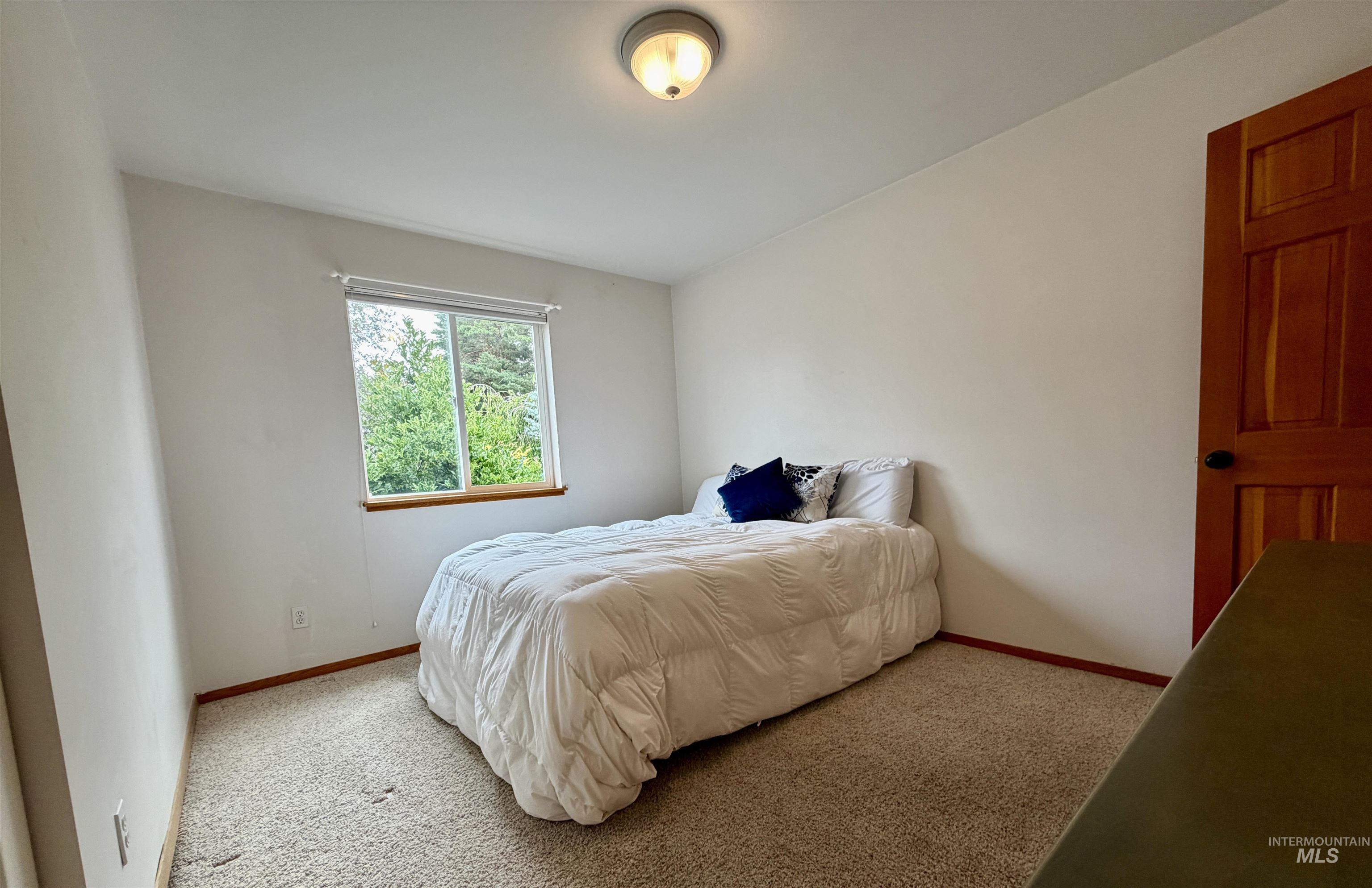 793 Indian Hills Dr Property Photo 21