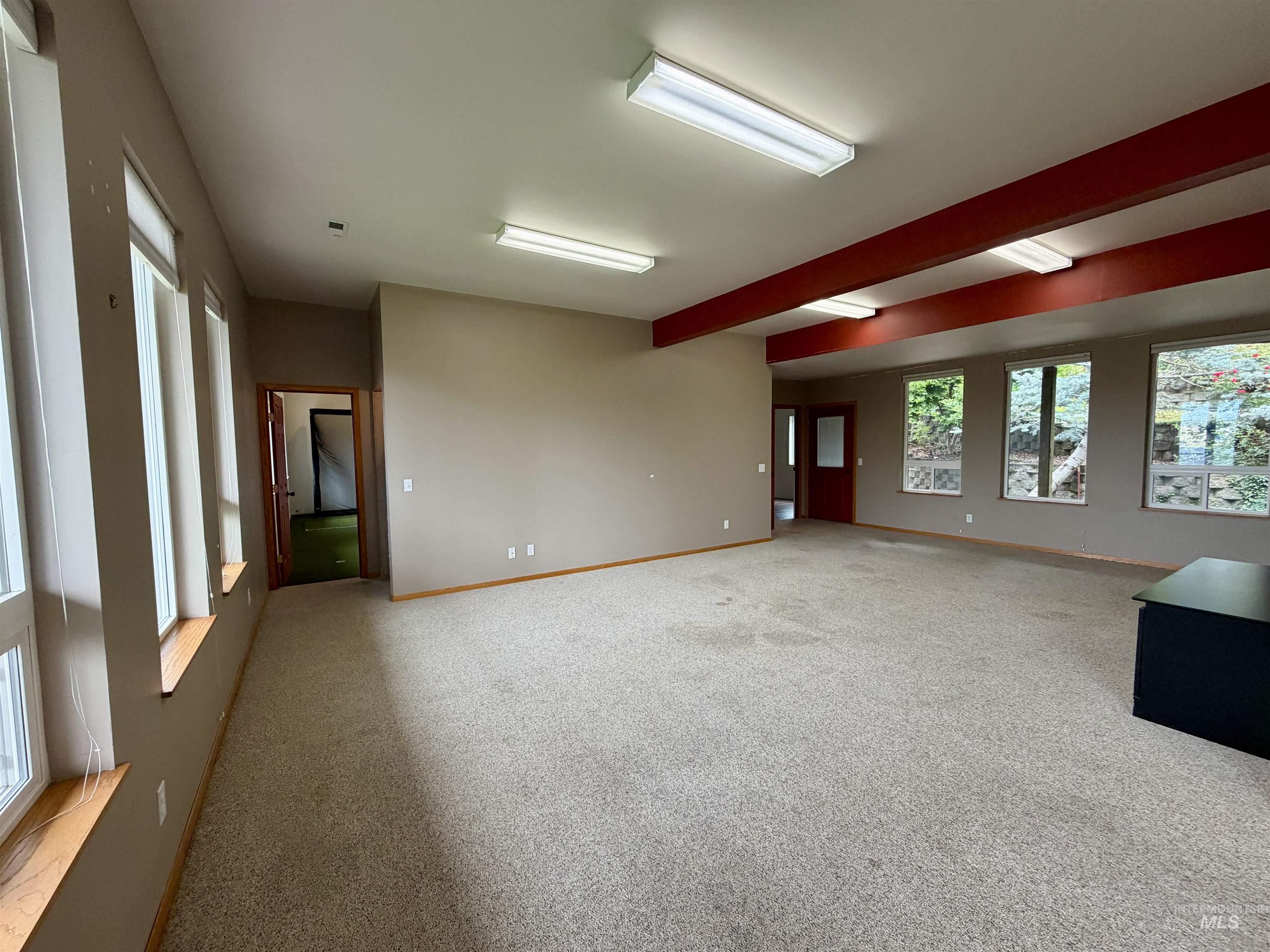 793 Indian Hills Dr Property Photo 25