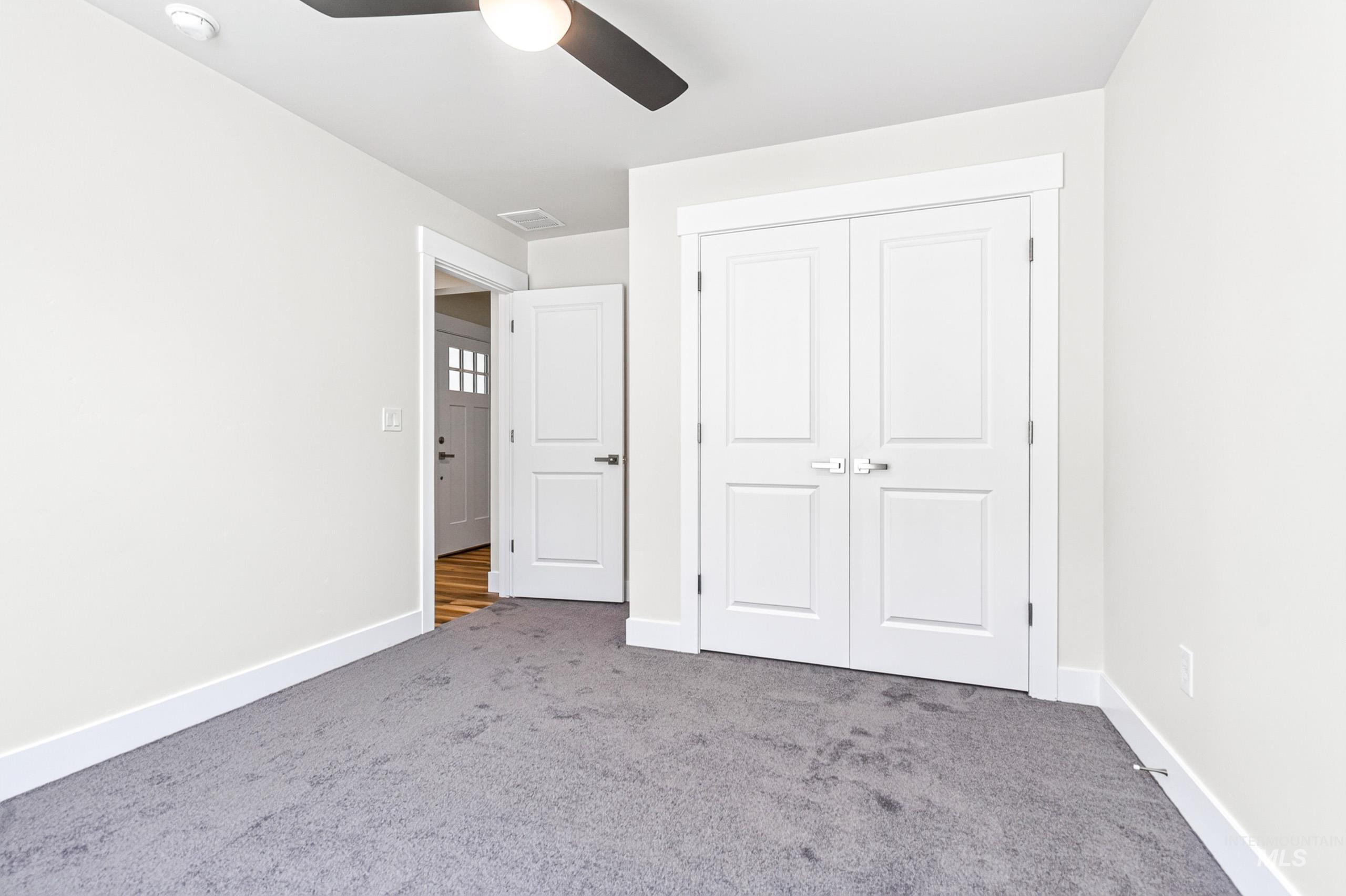1470 Castle Way Property Photo 39