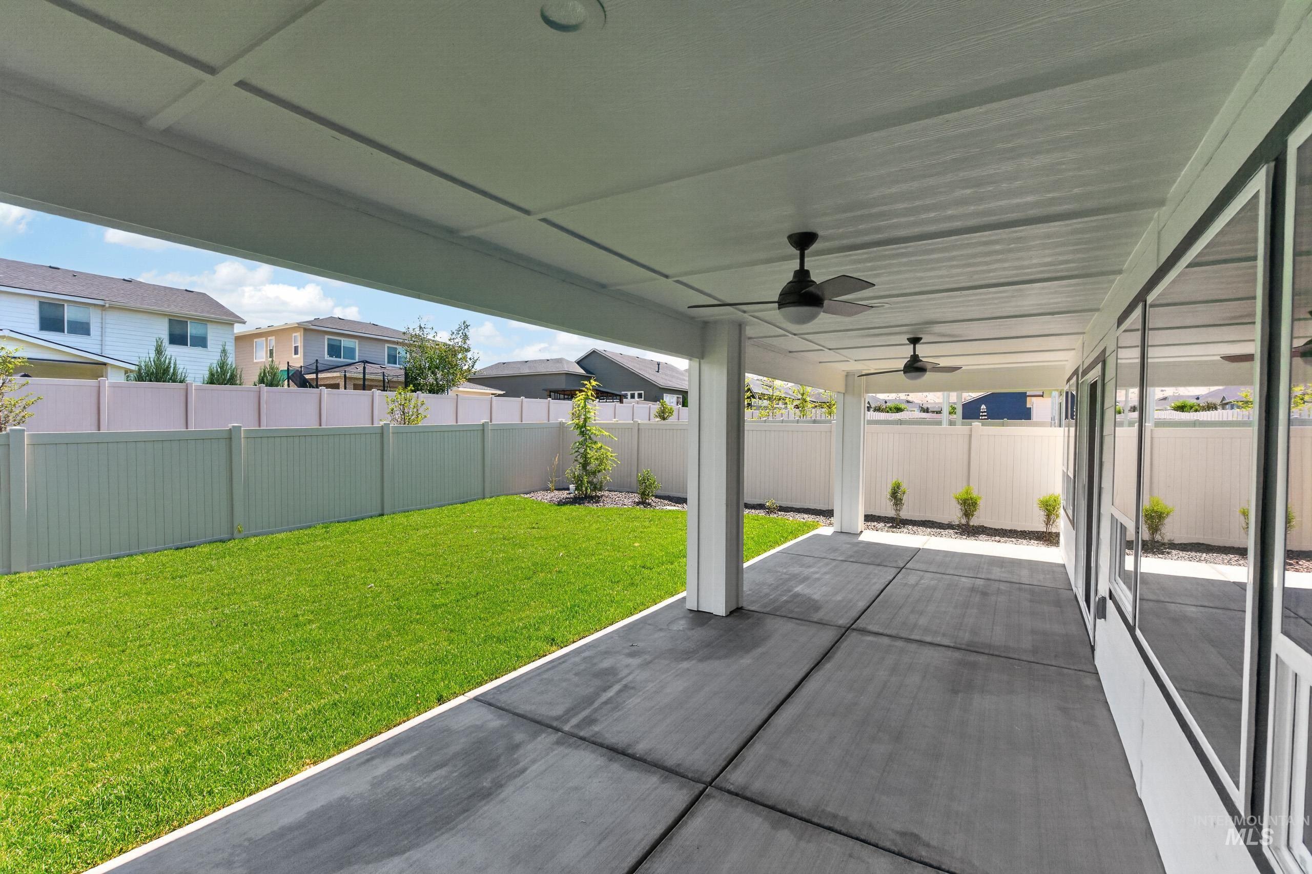 1470 Castle Way Property Photo 41