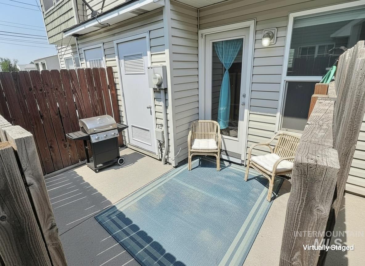 19 E King St Property Photo 15