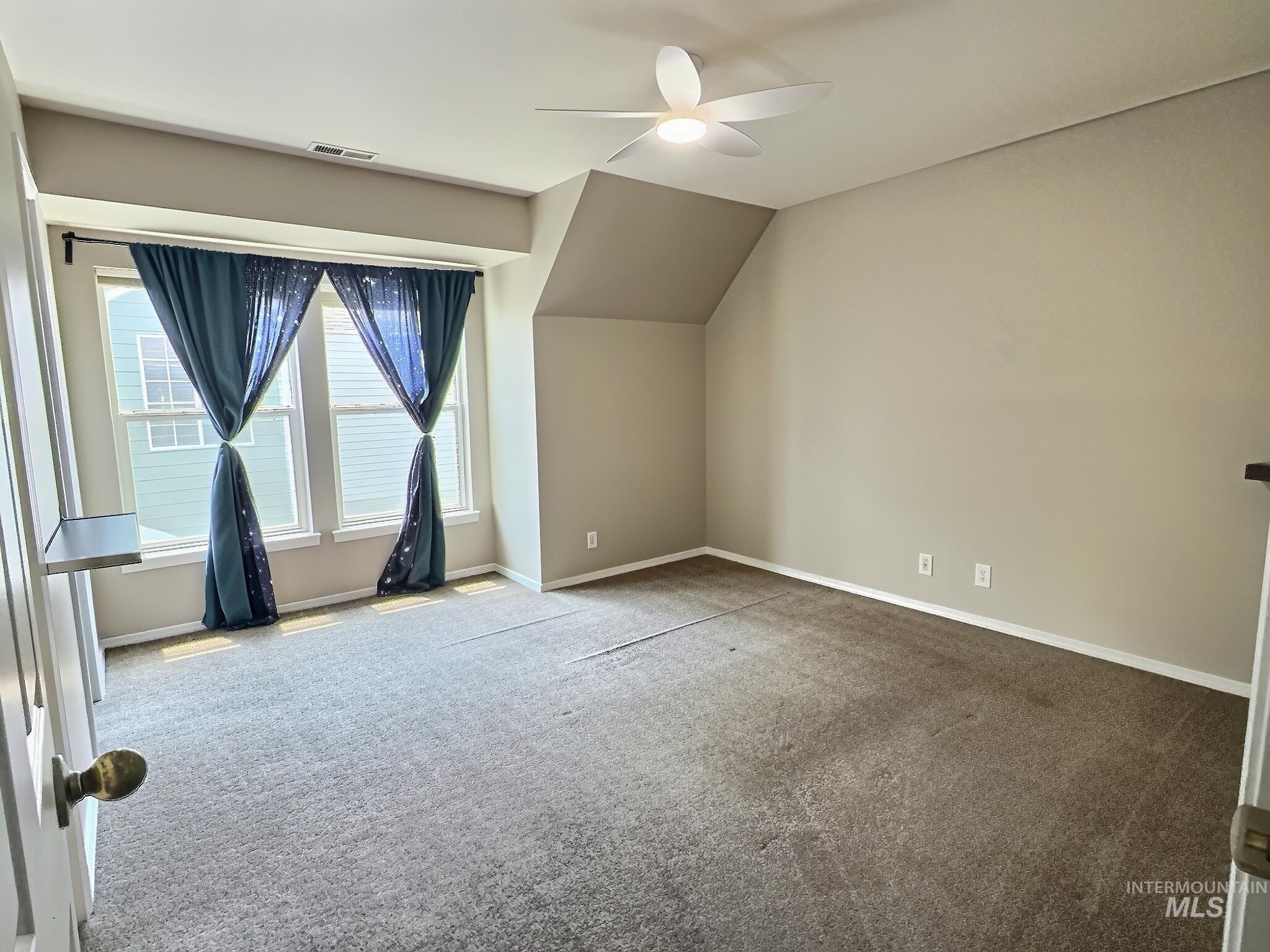19 E King St Property Photo 20