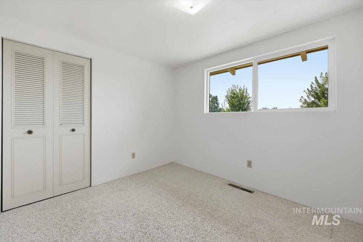 105 Ne 16th Property Photo 33