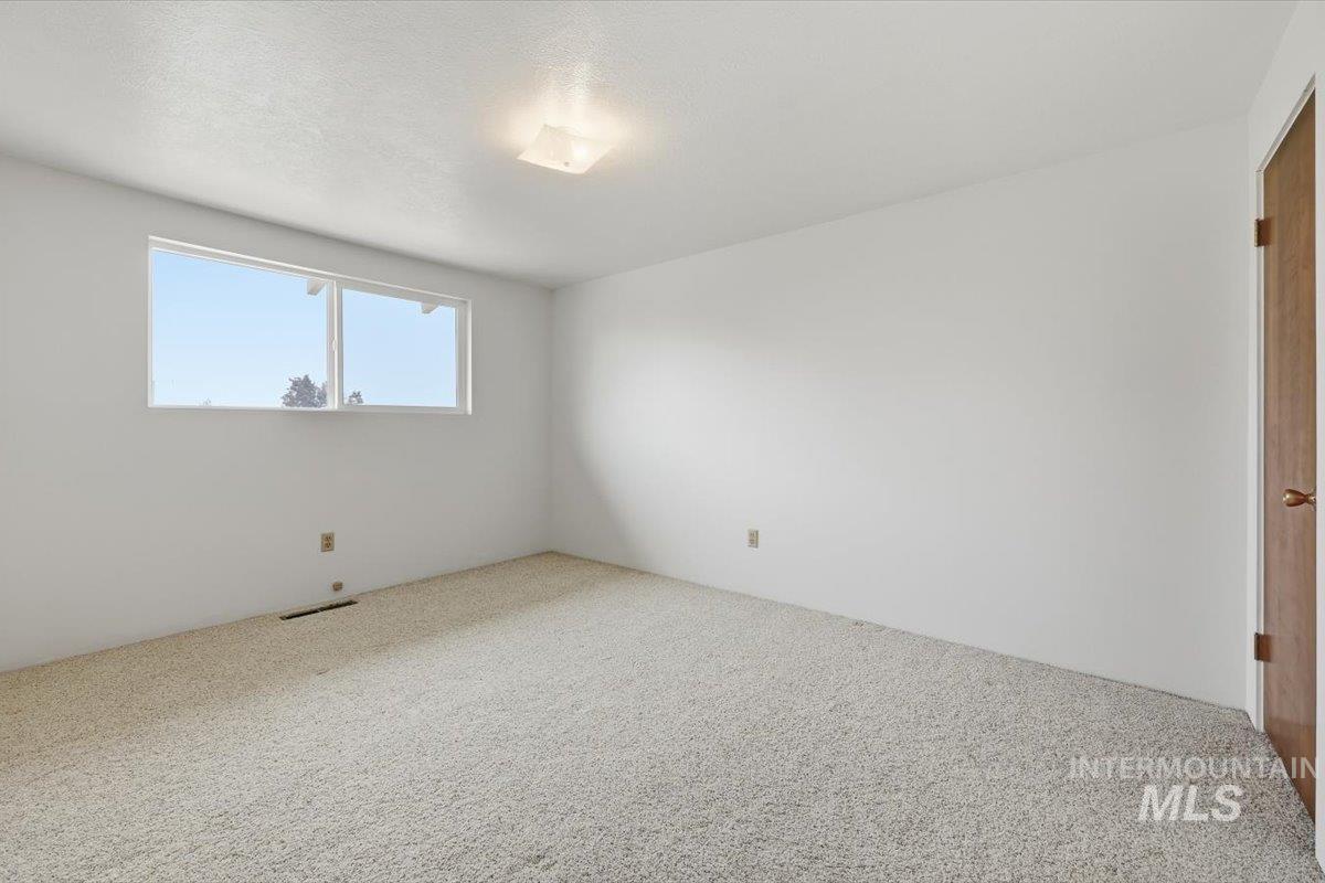 105 Ne 16th Property Photo 34