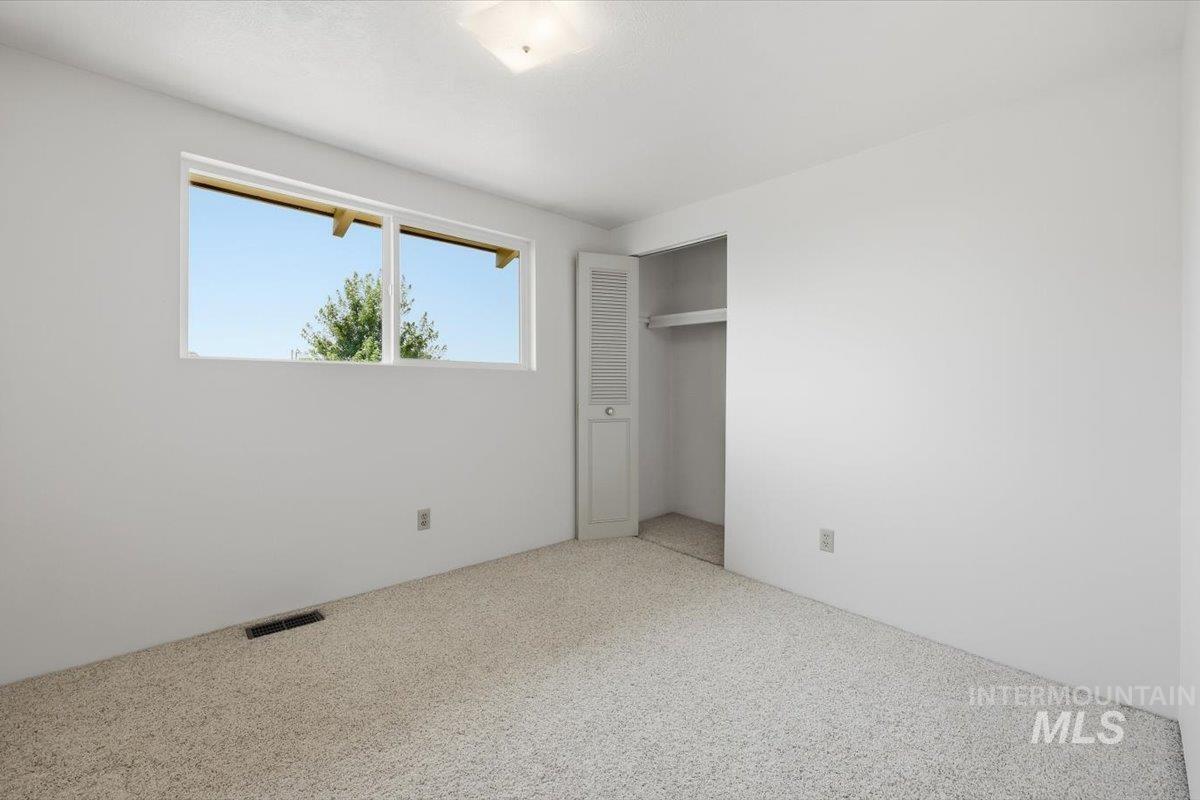 105 Ne 16th Property Photo 35