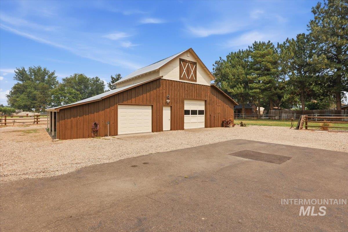 105 Ne 16th Property Photo 45