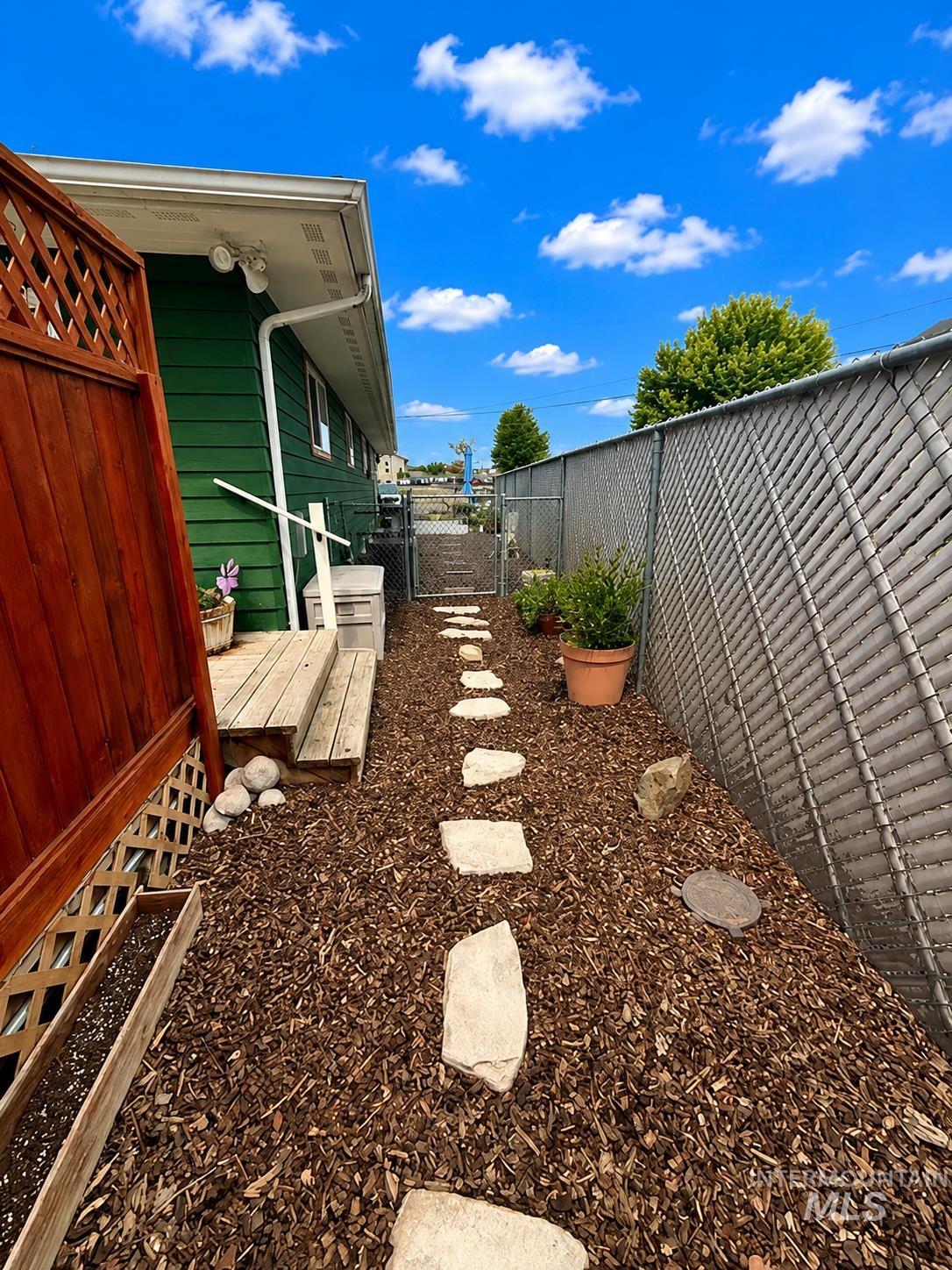 1447 10th Street Property Photo 28