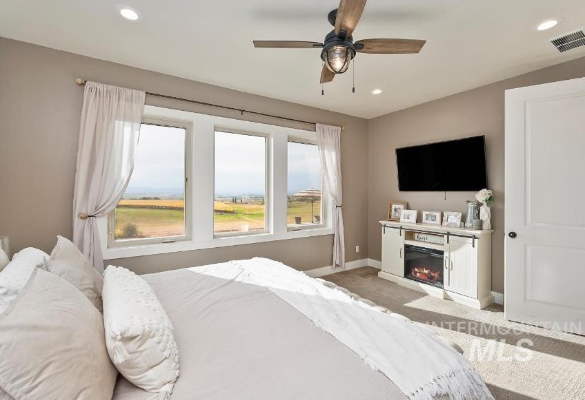 11223 West River Road Property Photo 17