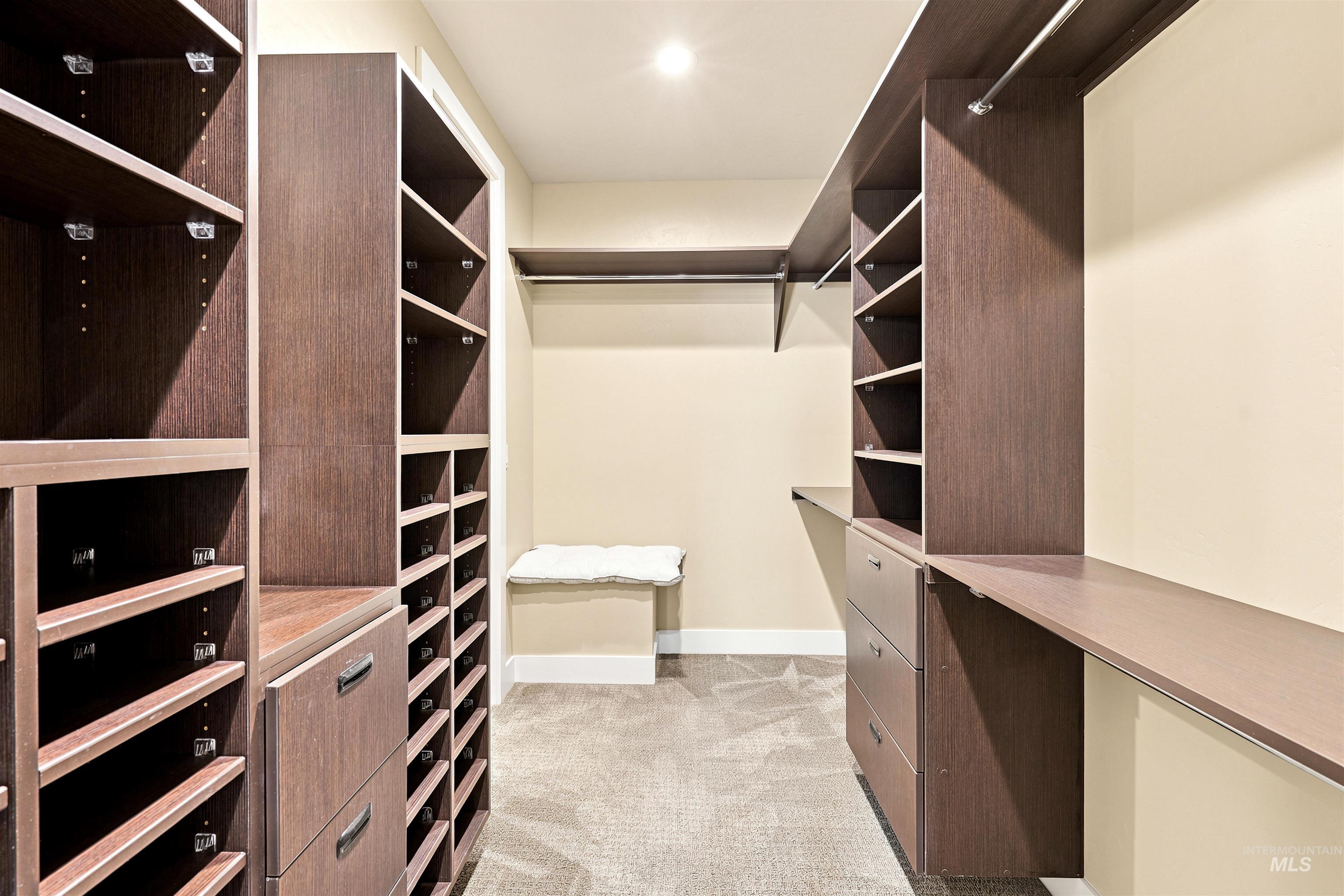 11223 West River Road Property Photo 21