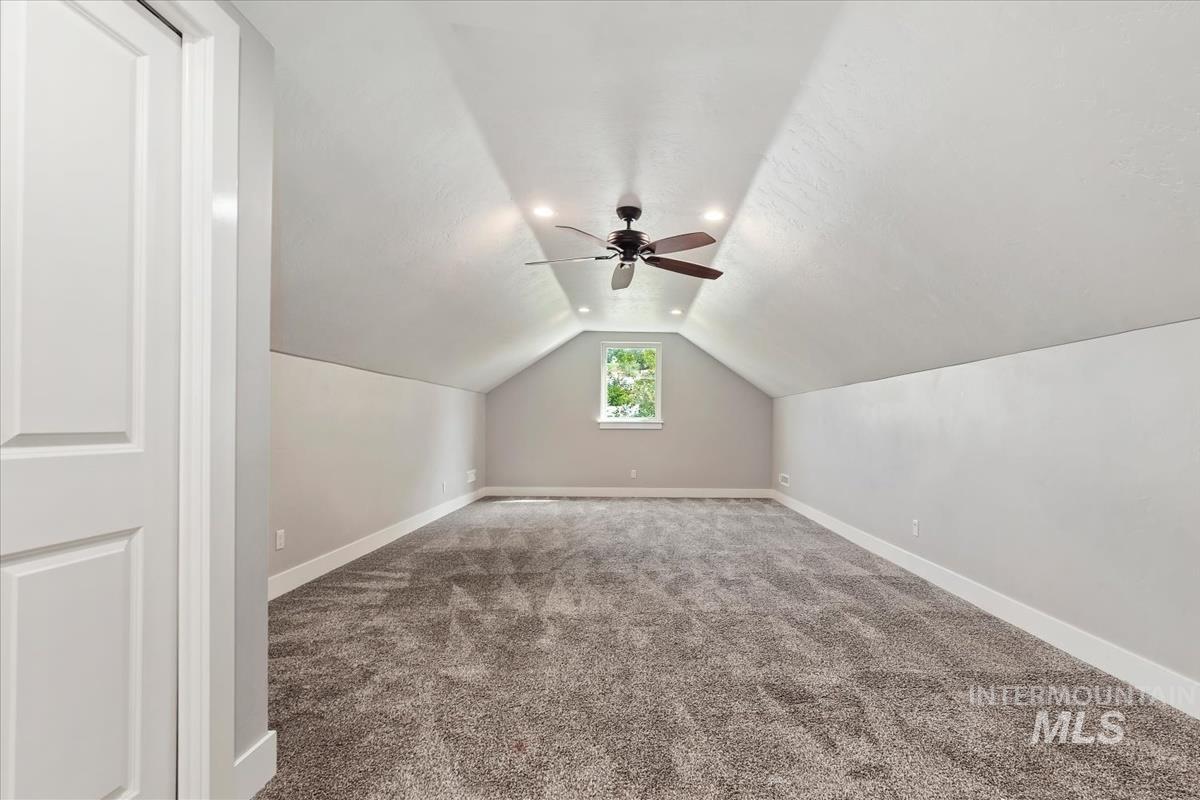 11223 West River Road Property Photo 37