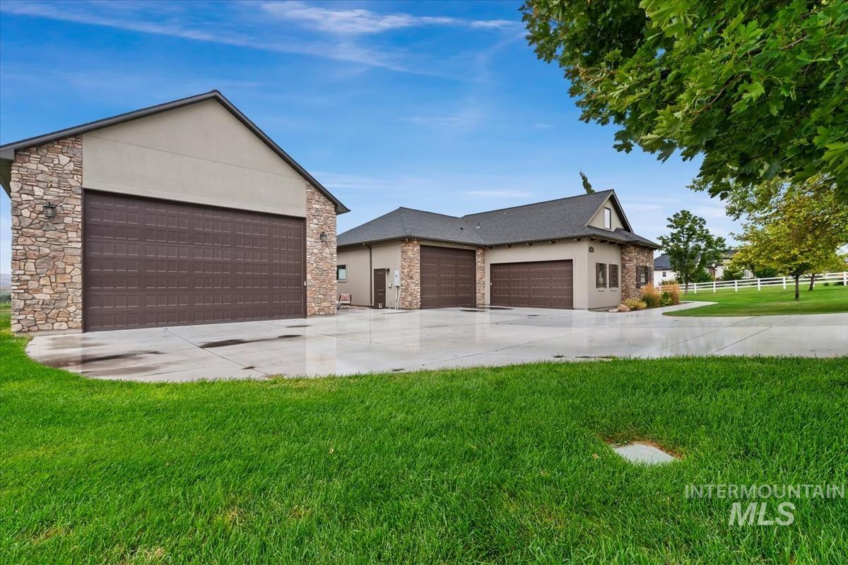 11223 West River Road Property Photo 40