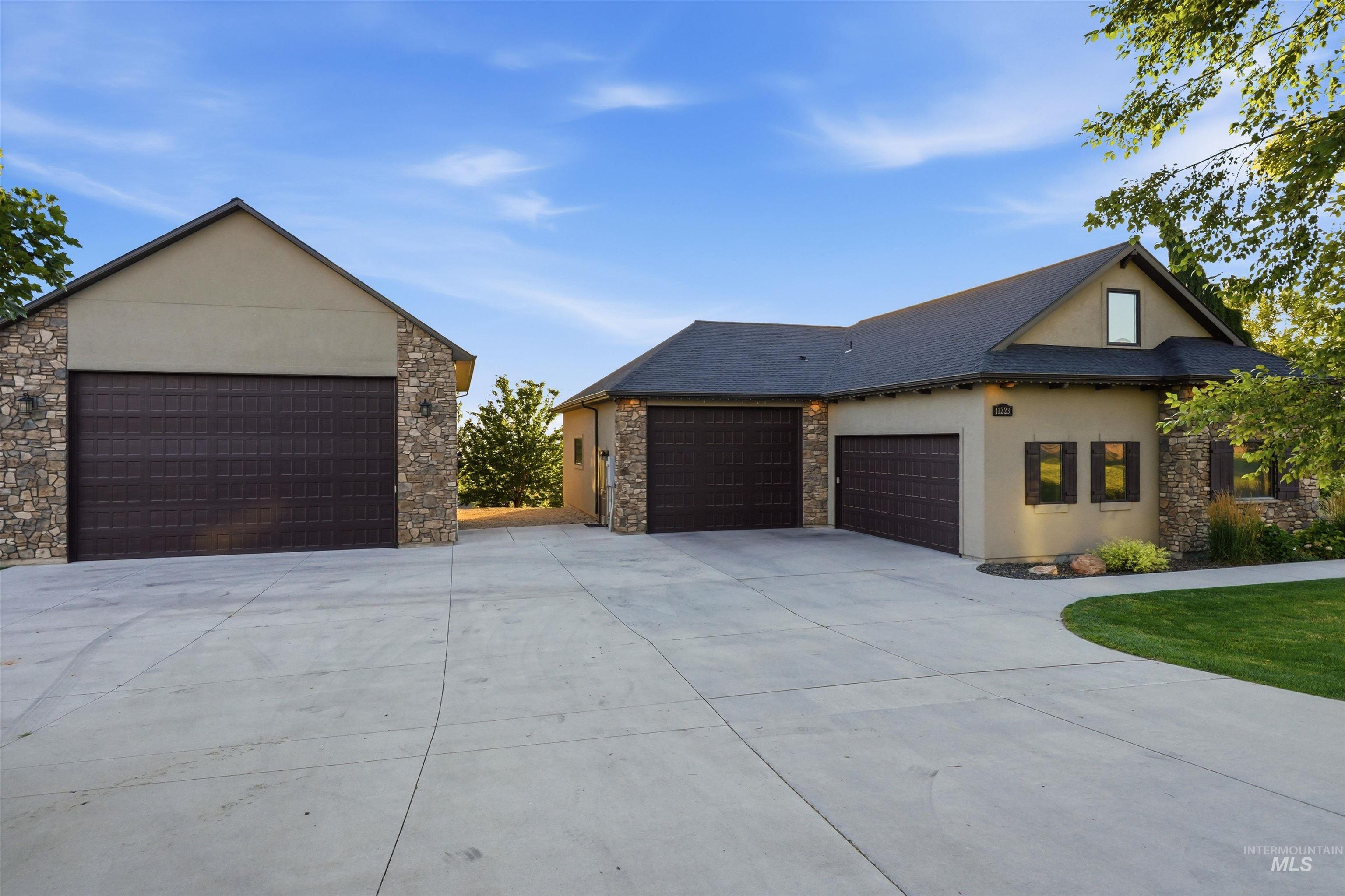 11223 West River Road Property Photo 45